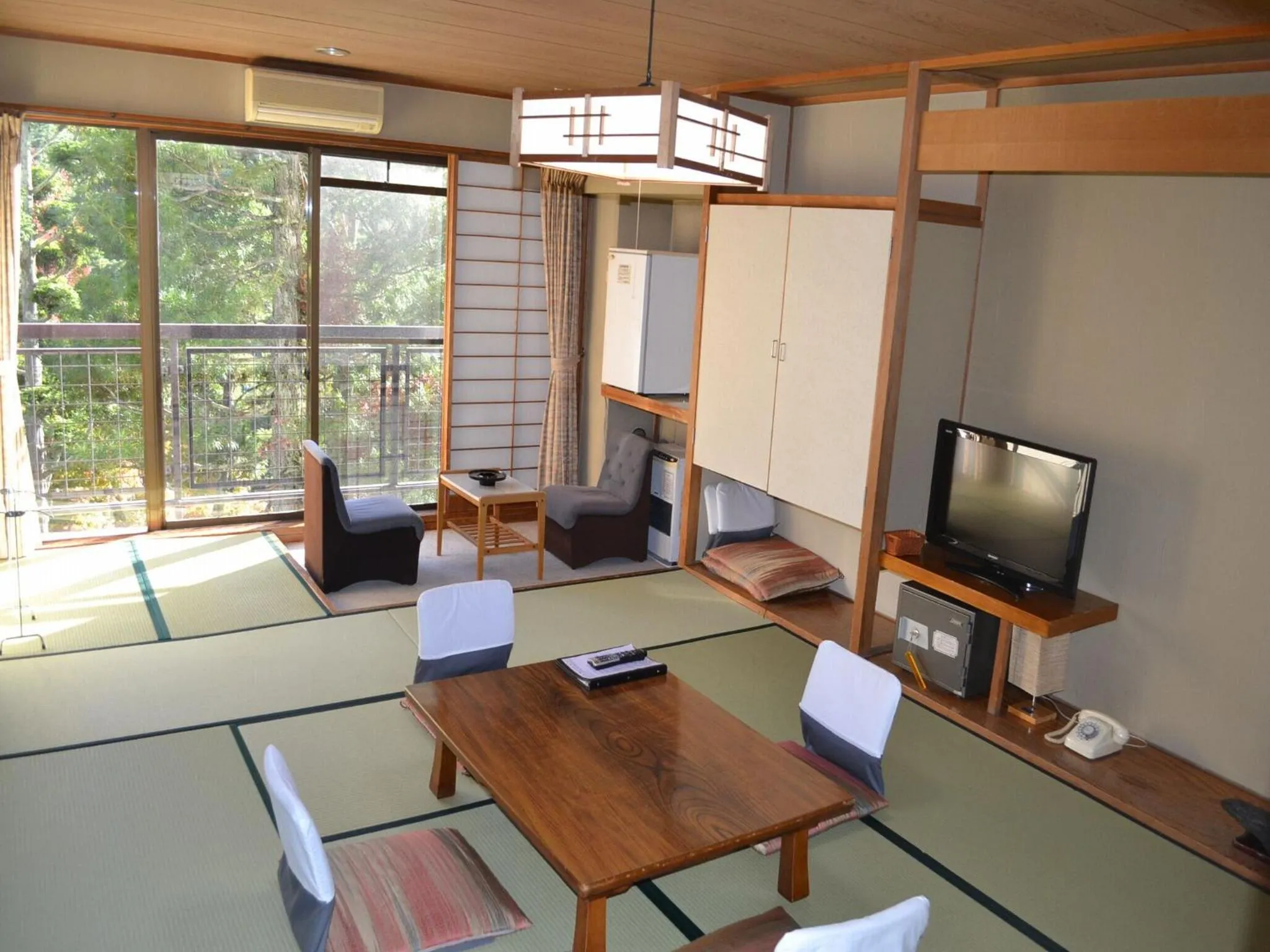 Photo of the whole room in Hishino Onsen Tokiwakan
