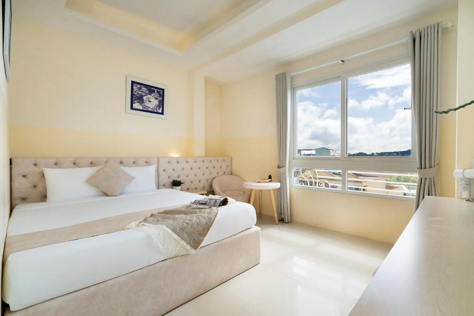 Bed in Ngoc Nguyen Anh Hotel Da Lat