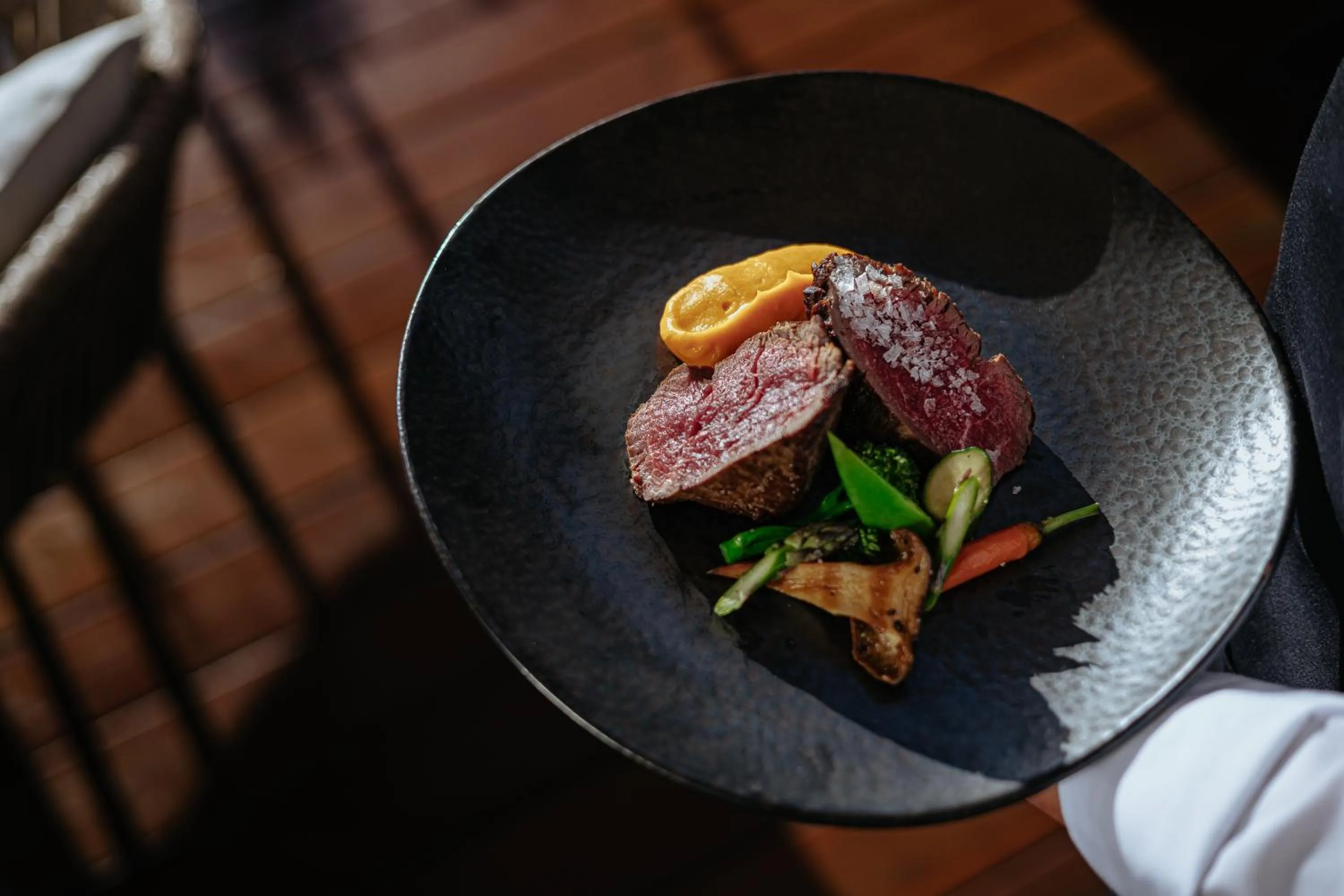 Restaurant/places to eat in Alion Beach Hotel