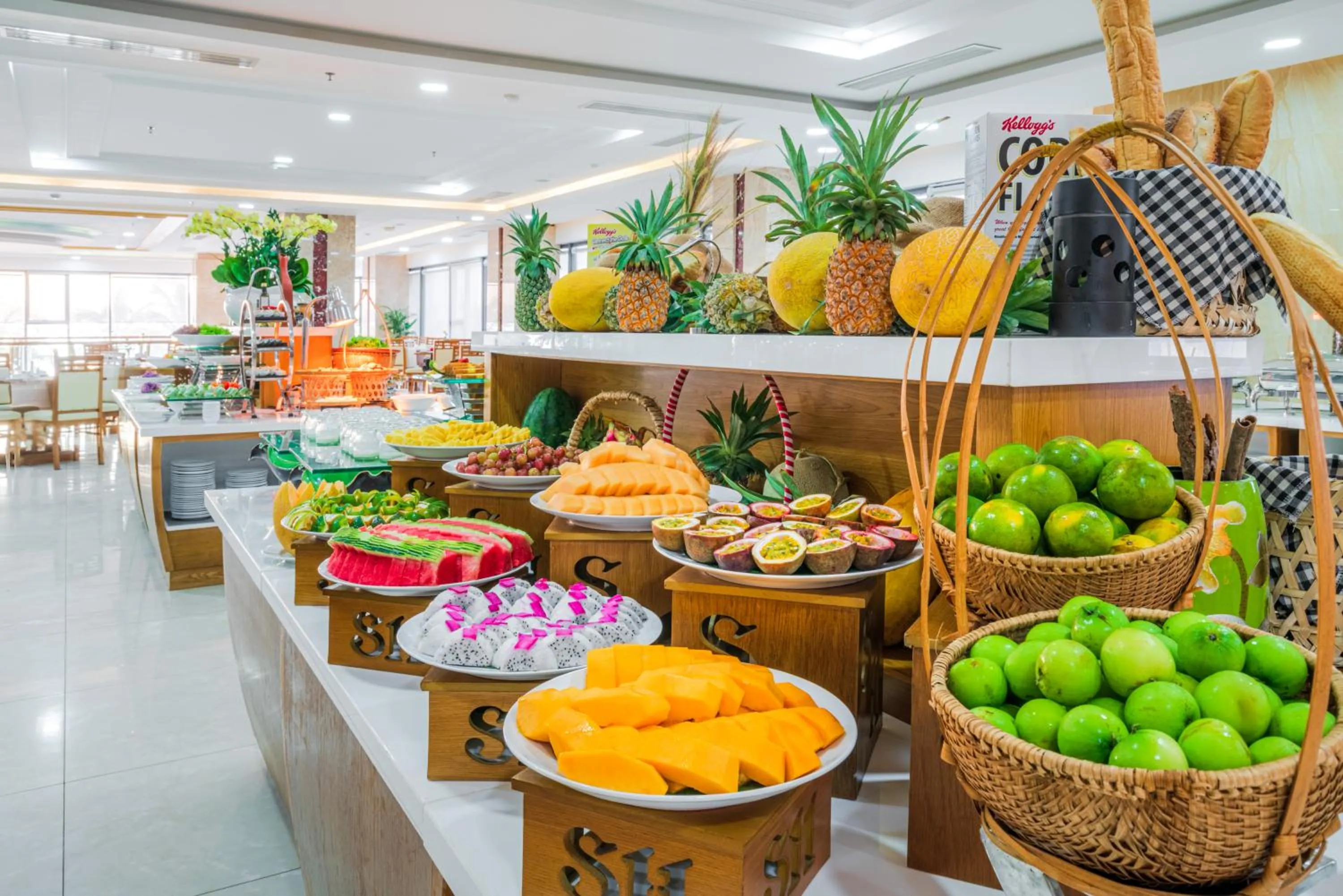 Restaurant/places to eat in Serene Beach Hotel Danang