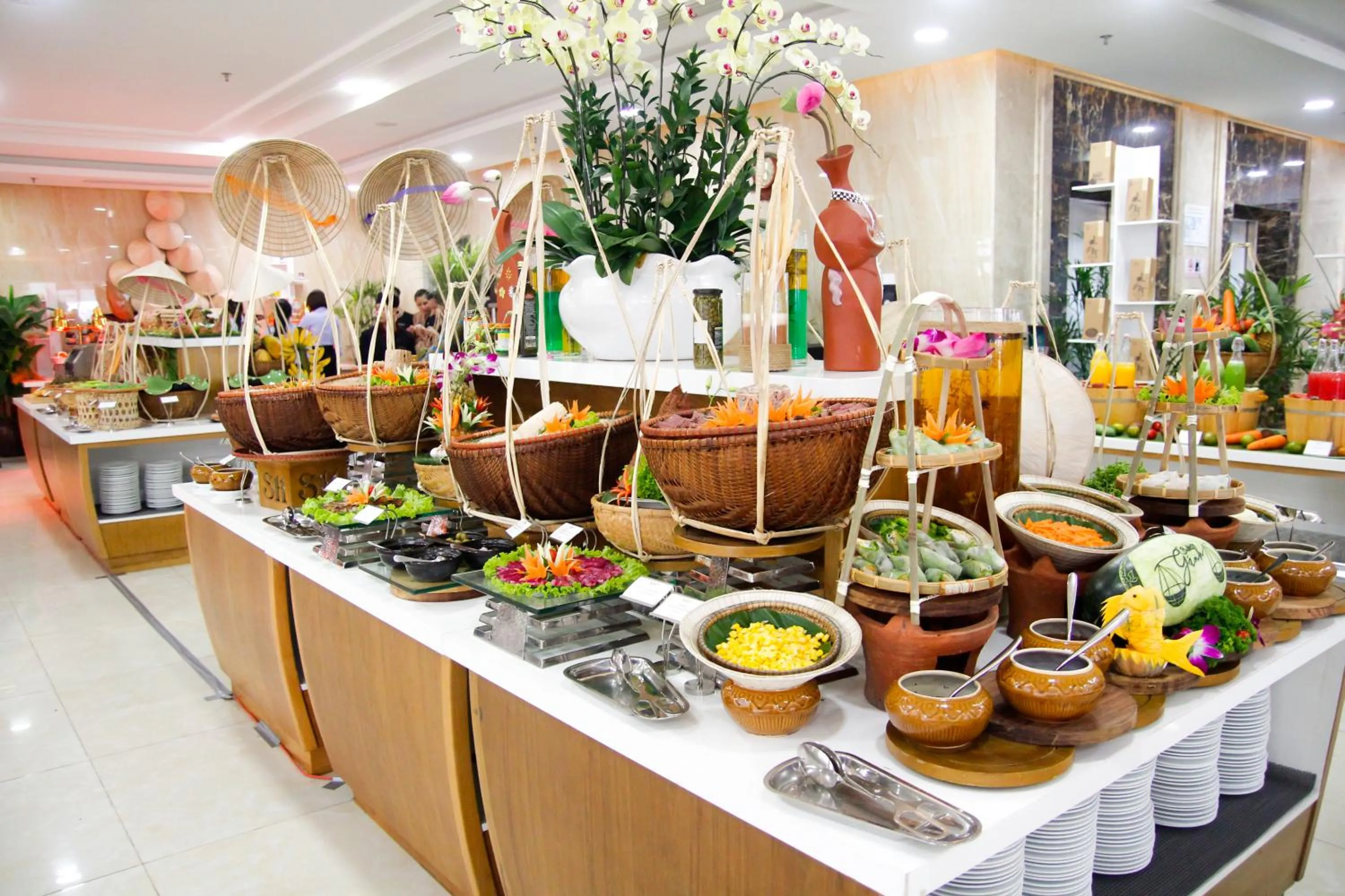 Food and drinks in Serene Beach Hotel Danang