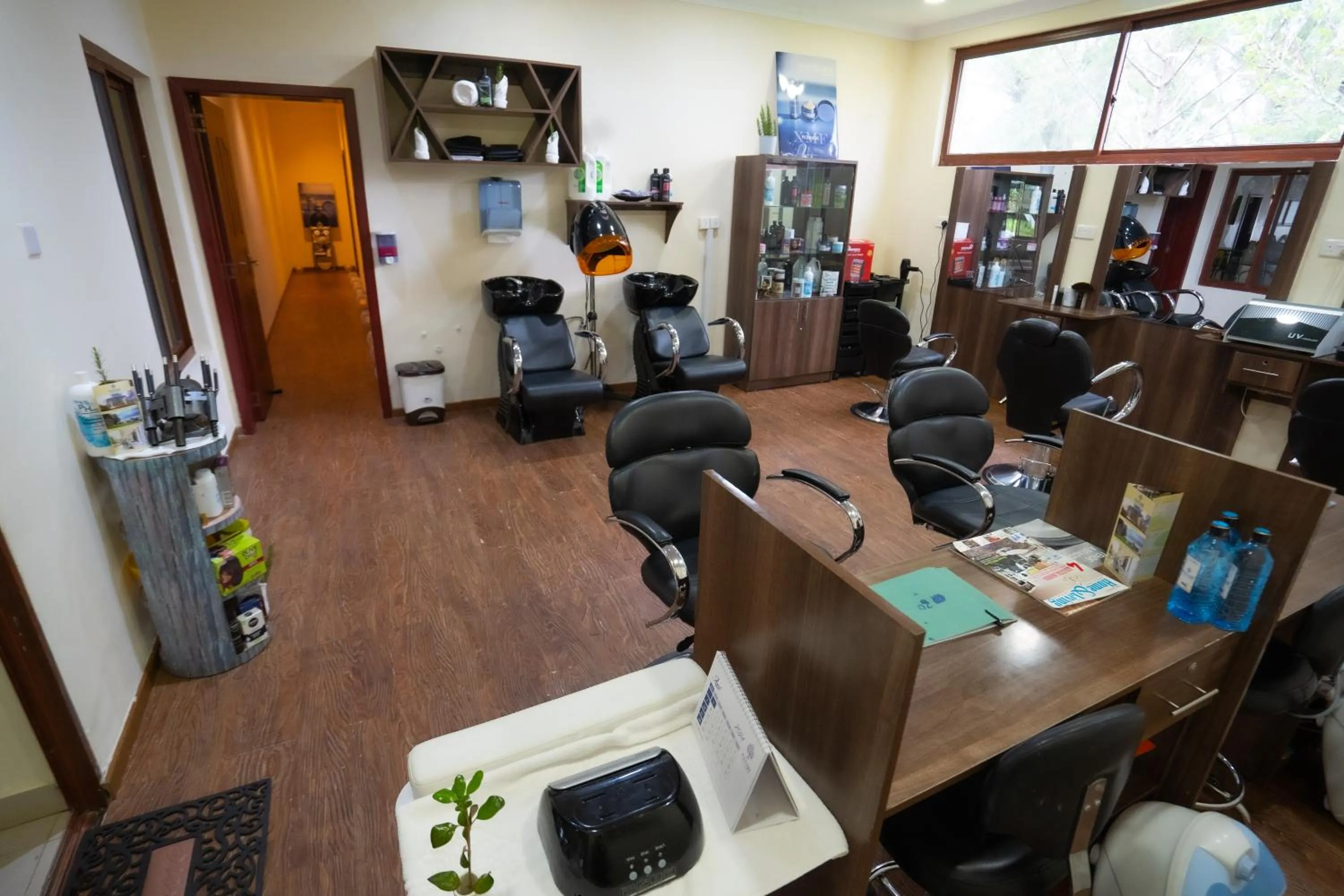 hair dresser in Panari Resort, BW Signature Collection