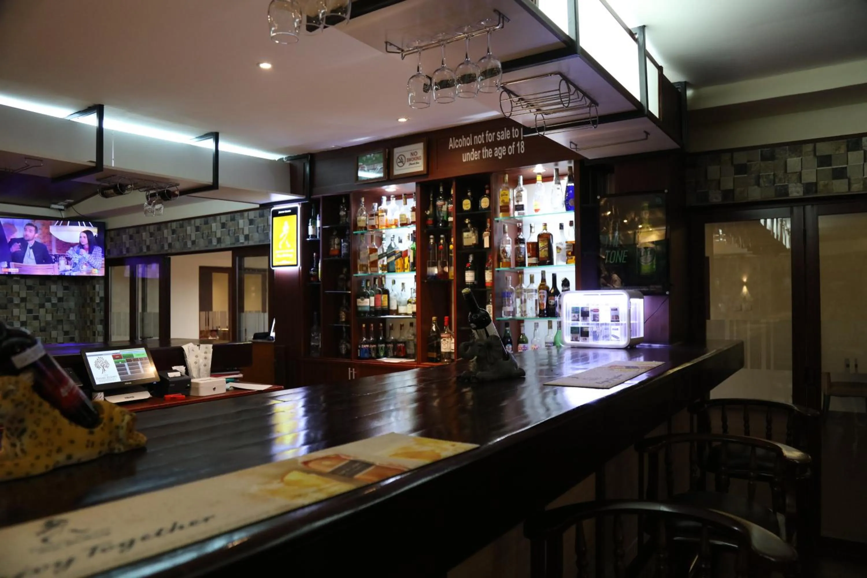 Lounge or bar in Panari Resort, BW Signature Collection