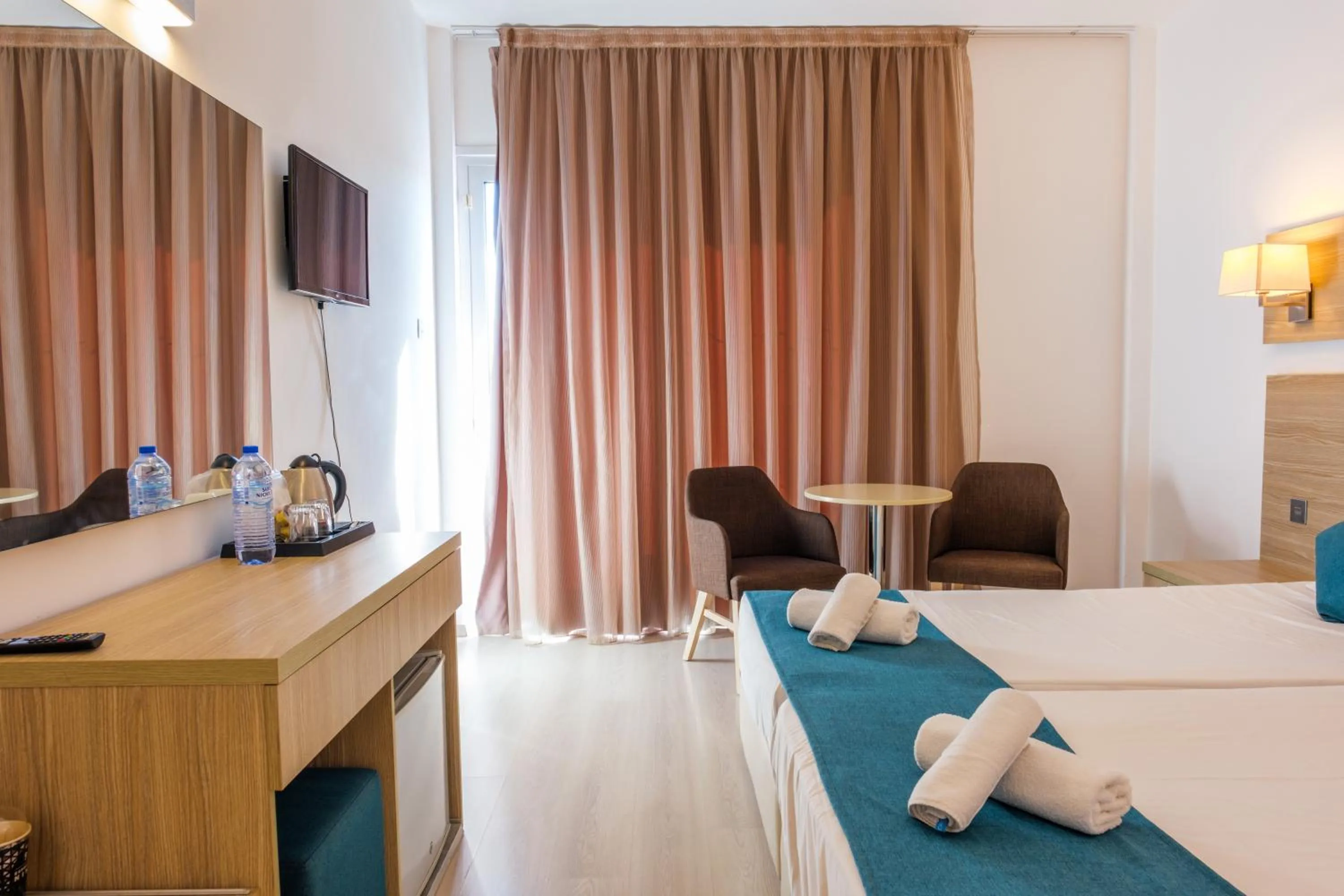 Bed in Kapetanios Bay Hotel Protaras