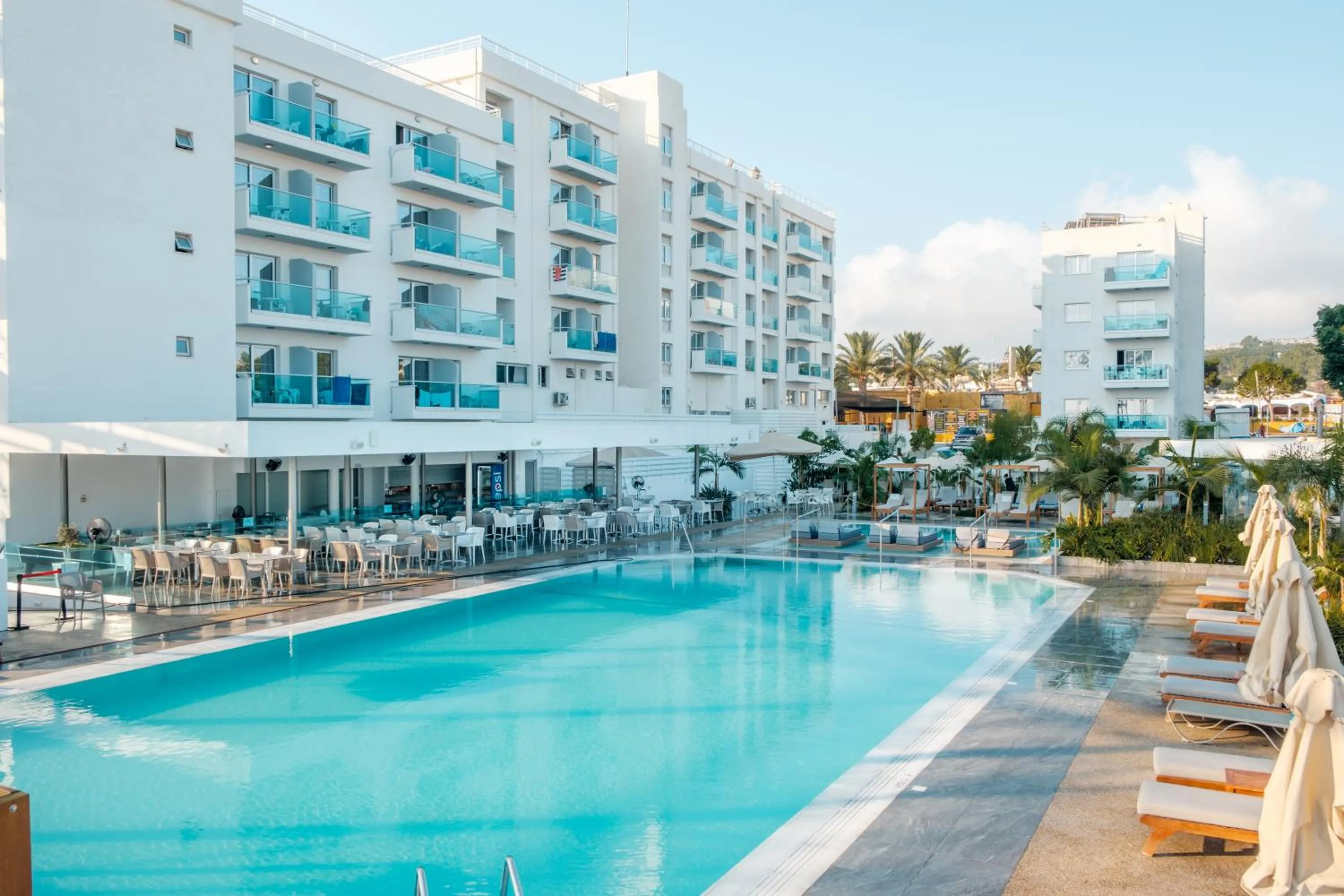 Swimming pool in Kapetanios Bay Hotel Protaras