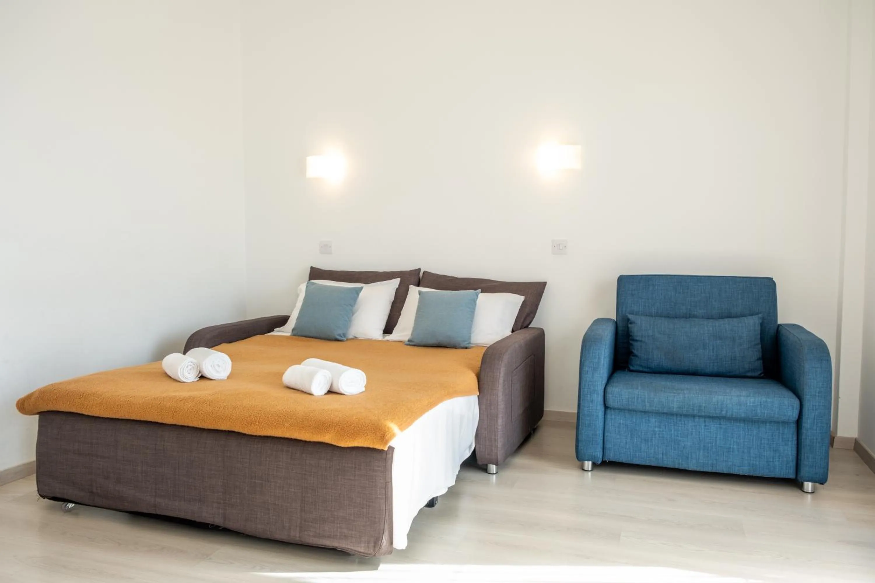 Bedroom, Bed in Kapetanios Bay Hotel Protaras