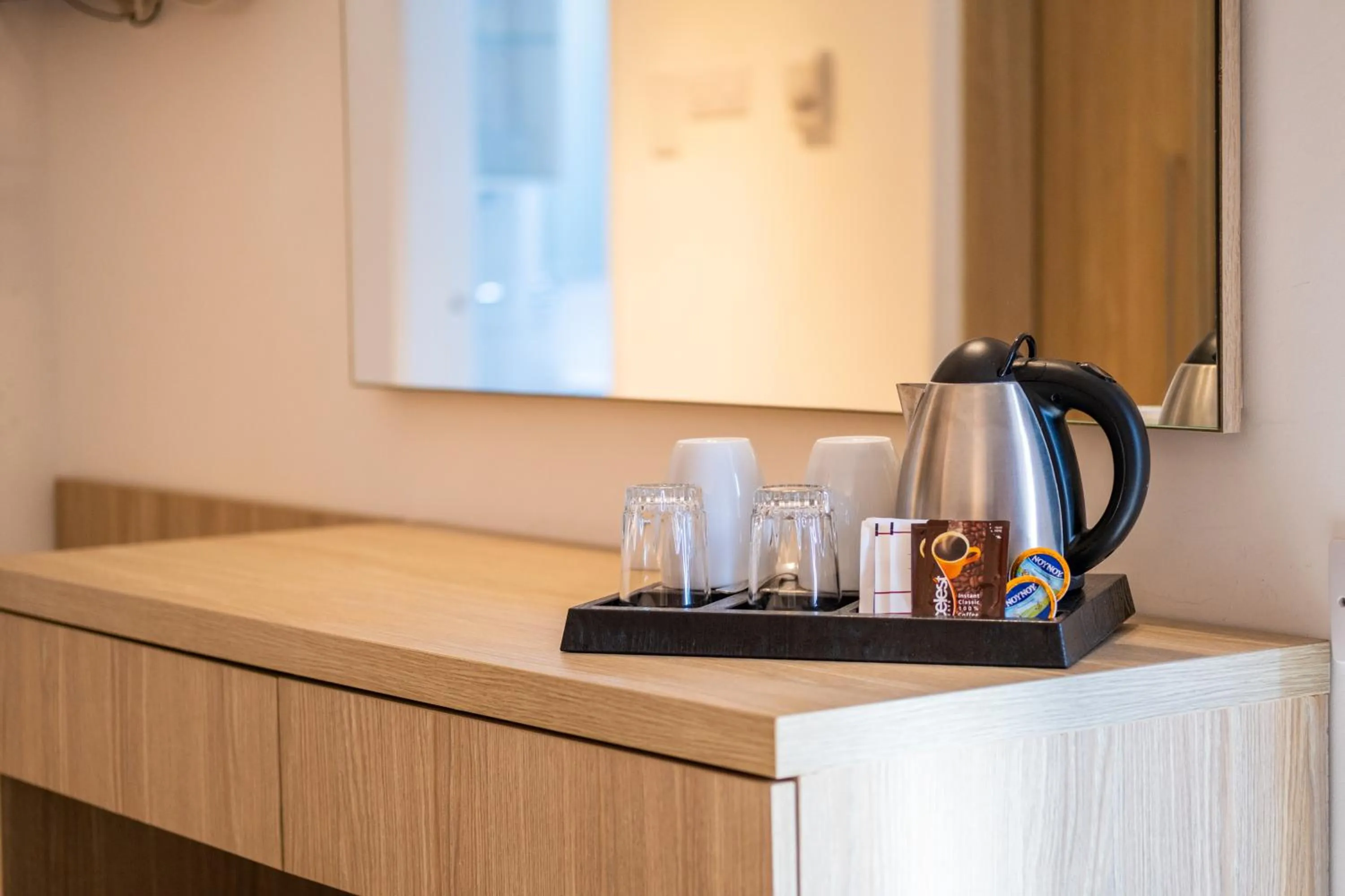 Coffee/tea facilities in Kapetanios Bay Hotel Protaras