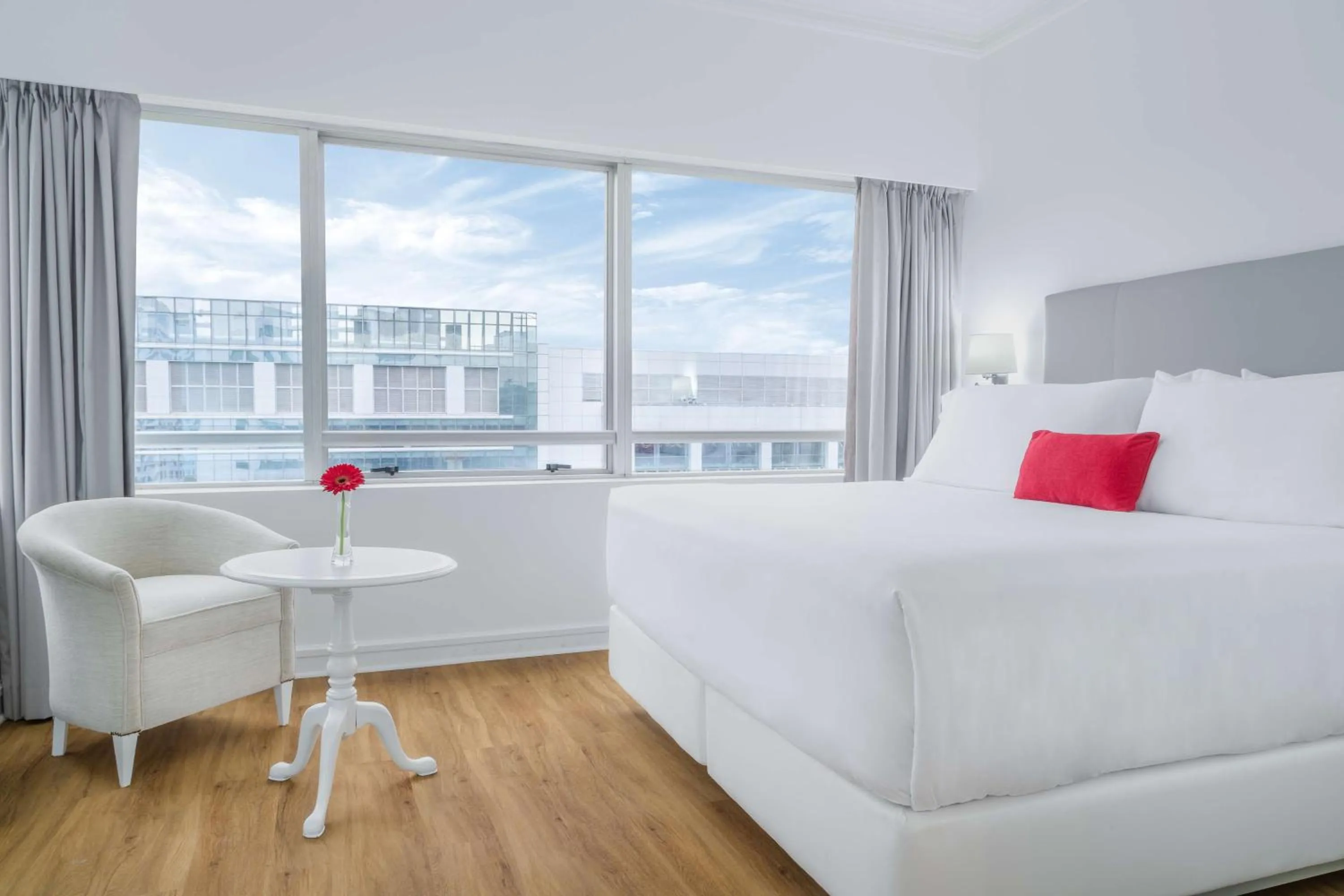 Junior Suite in NH Collection Plaza Santiago