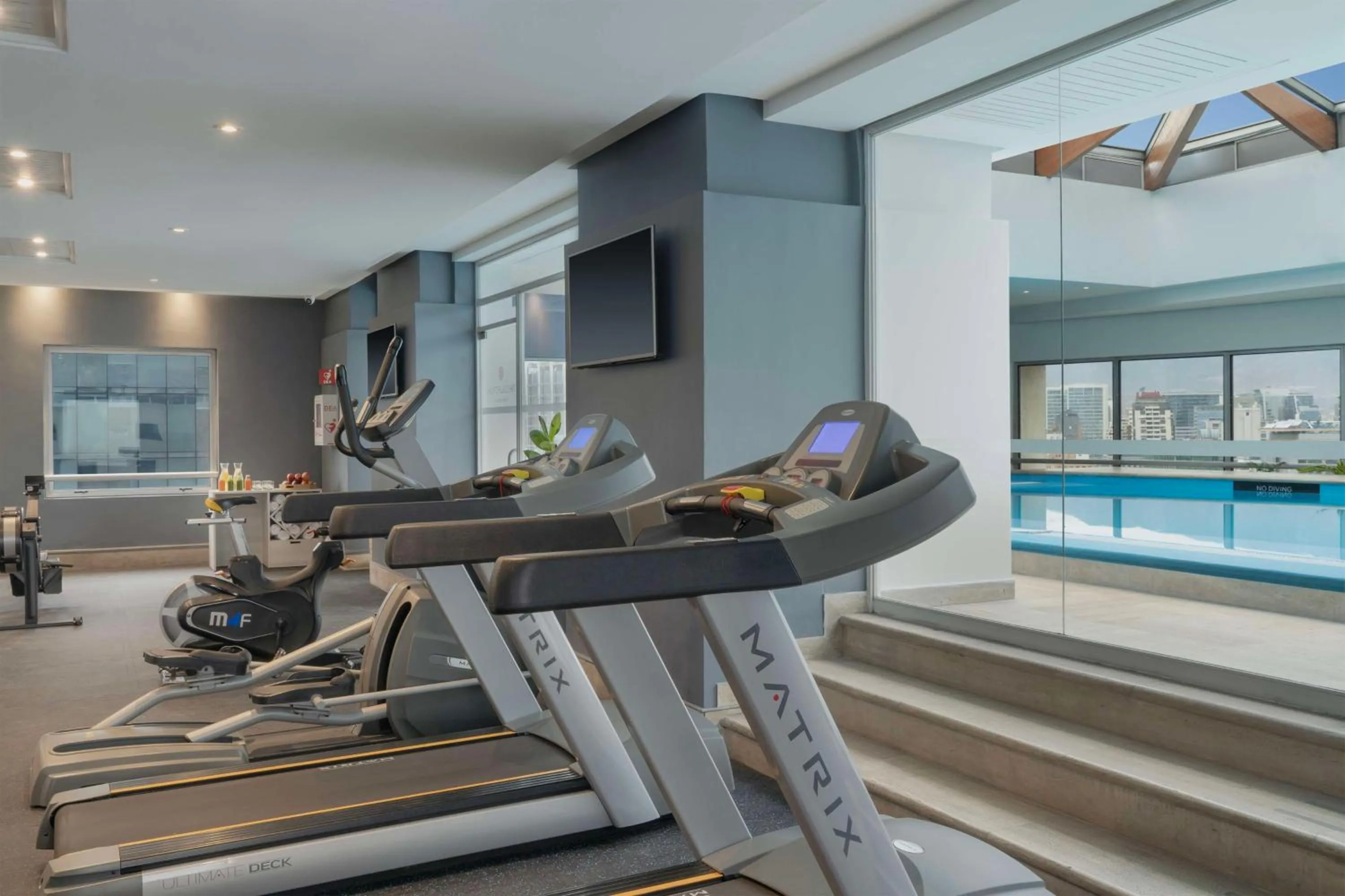 Fitness centre/facilities in NH Collection Plaza Santiago