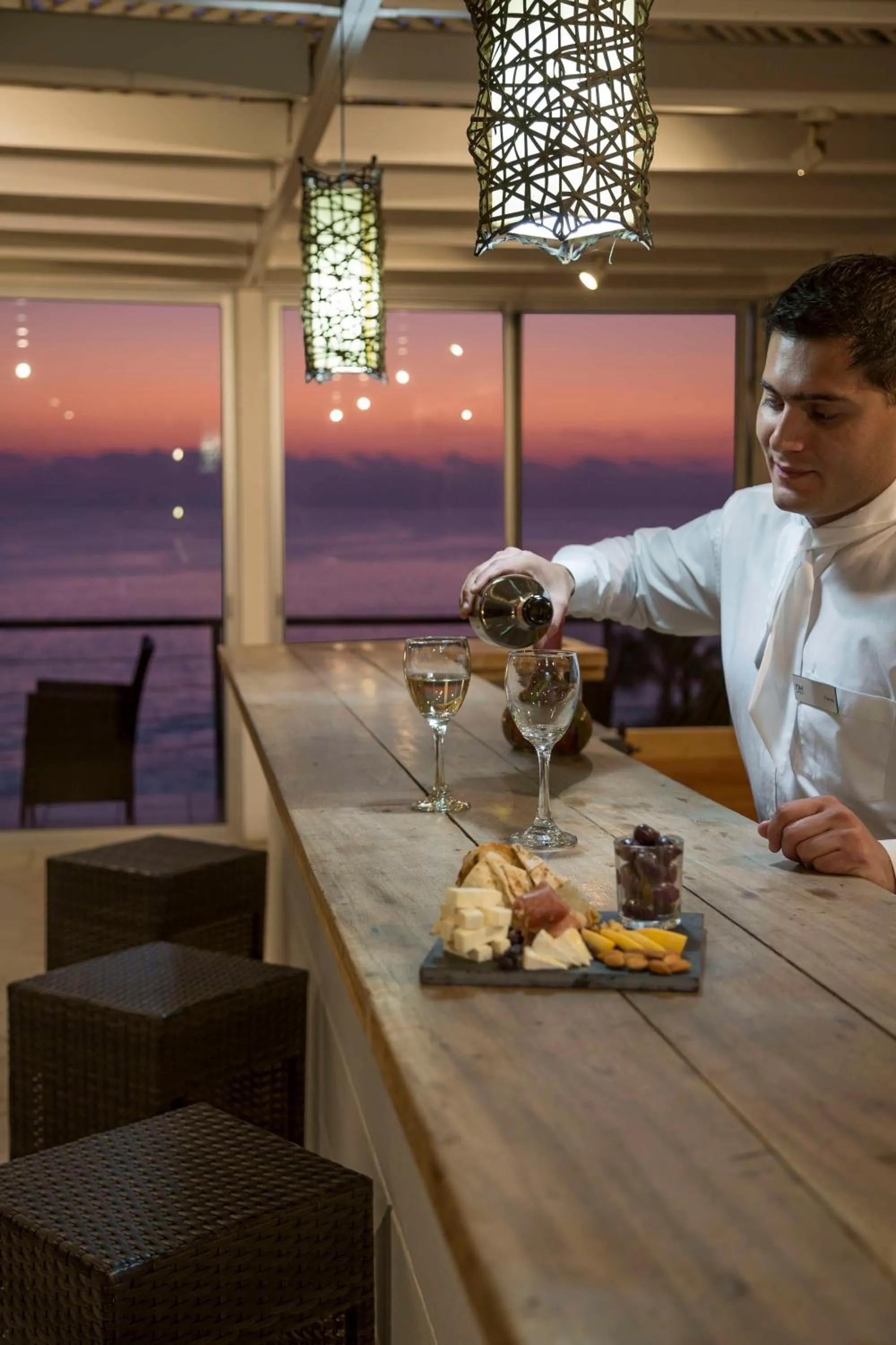 Lounge or bar in NH Iquique Costa