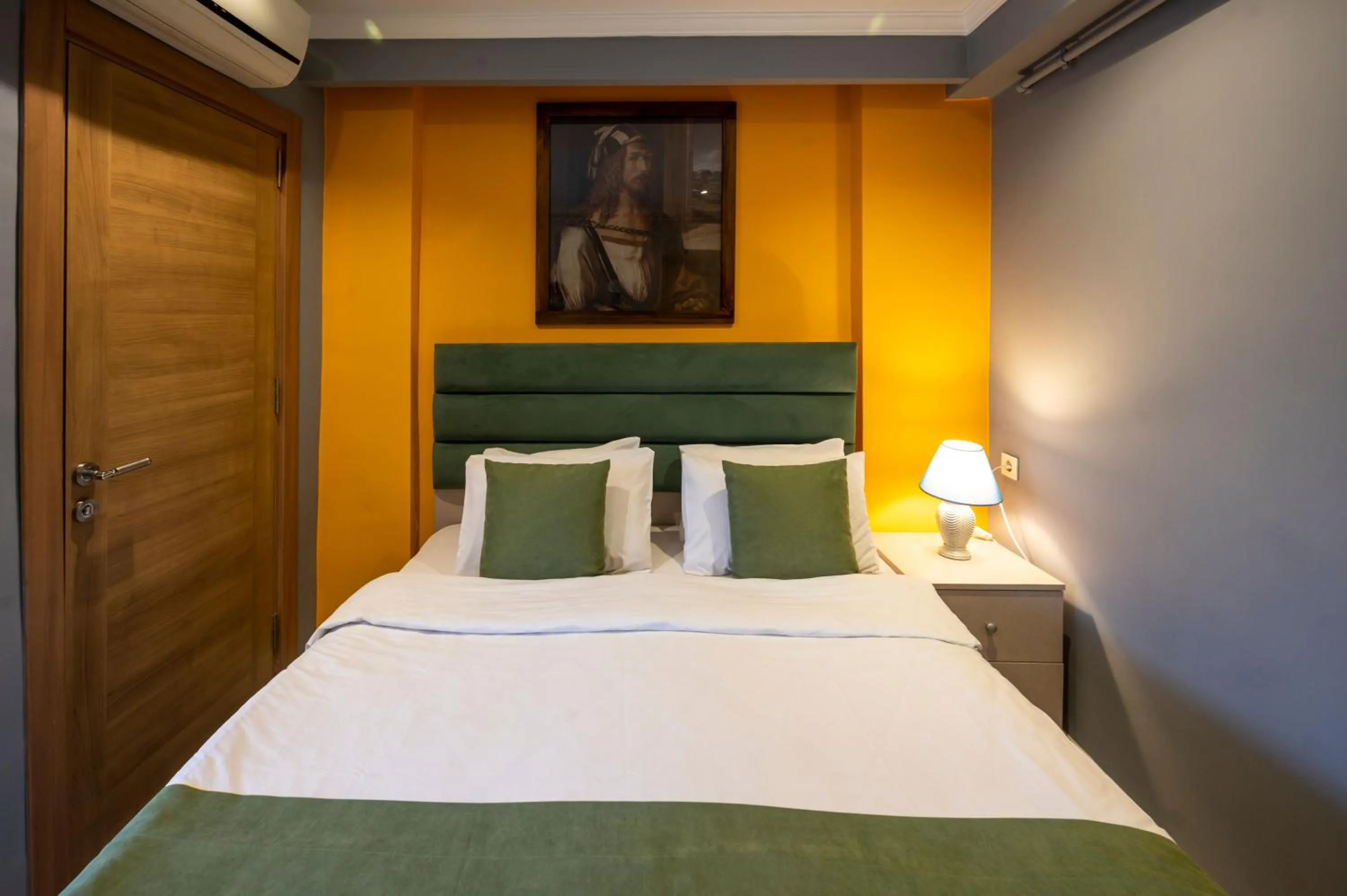 Bedroom, Bed in Marida Suit - Istanbul Taksim