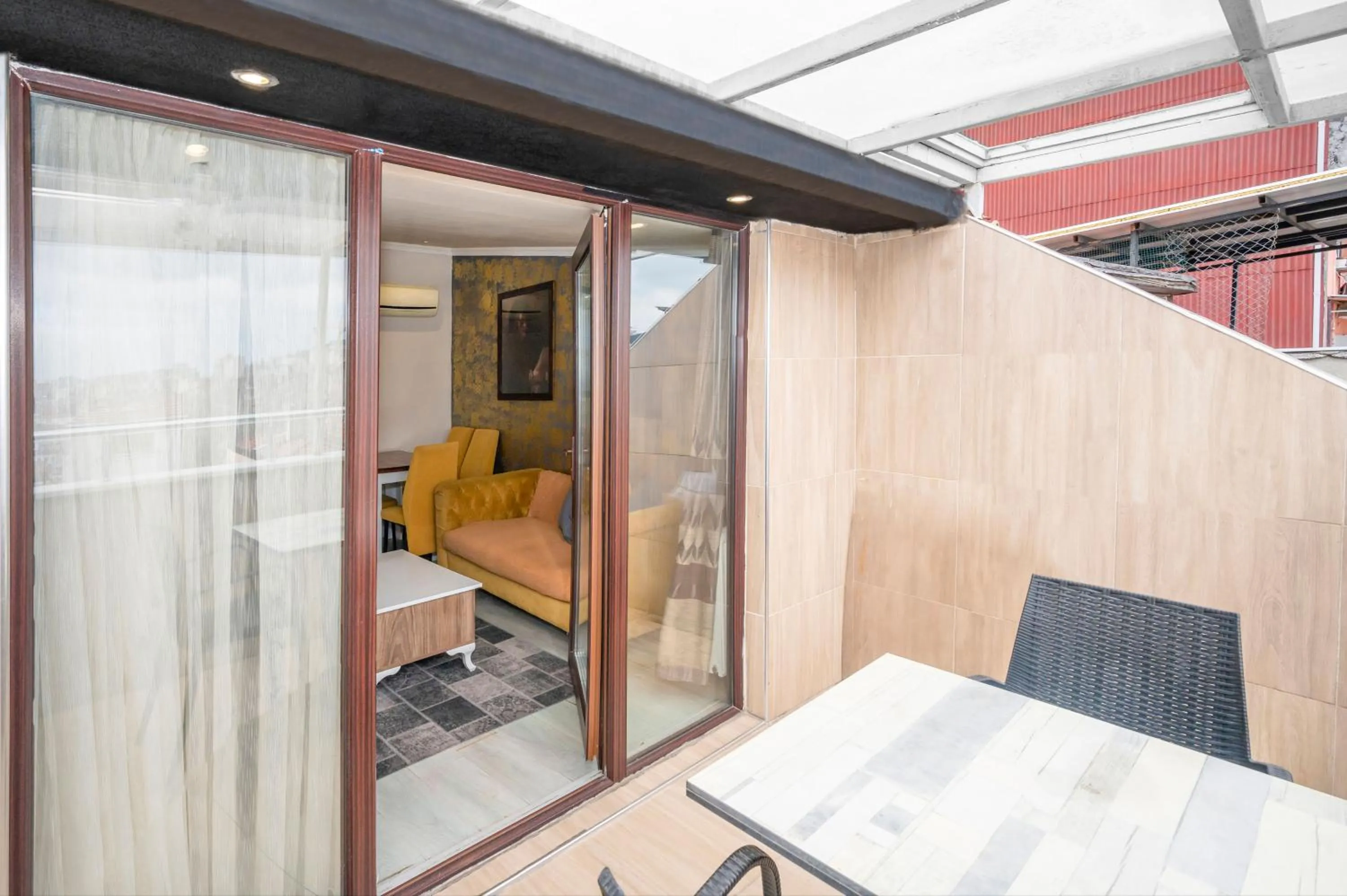 Balcony/Terrace in Marida Suit - Istanbul Taksim