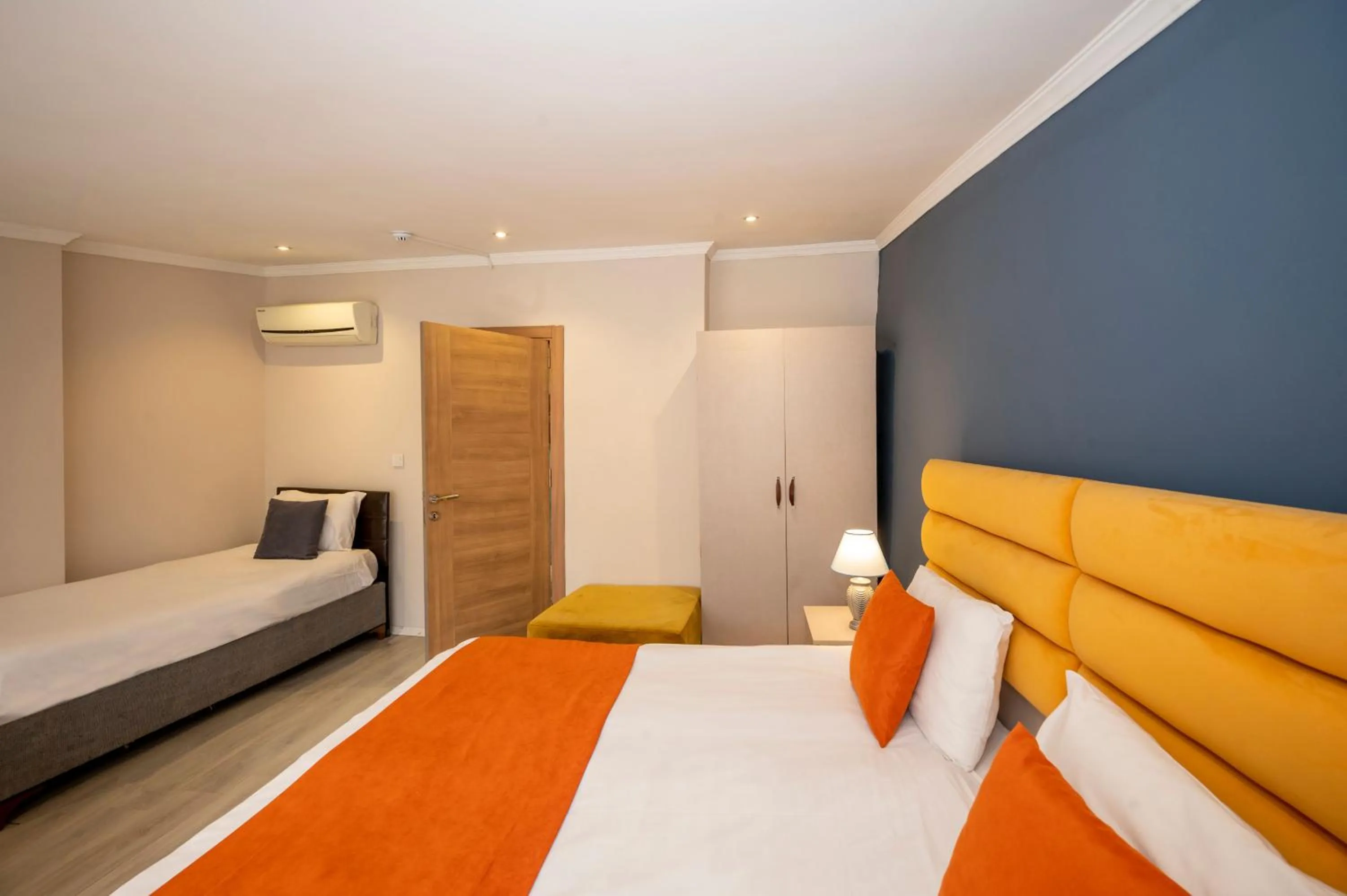 Bed in Marida Suit - Istanbul Taksim