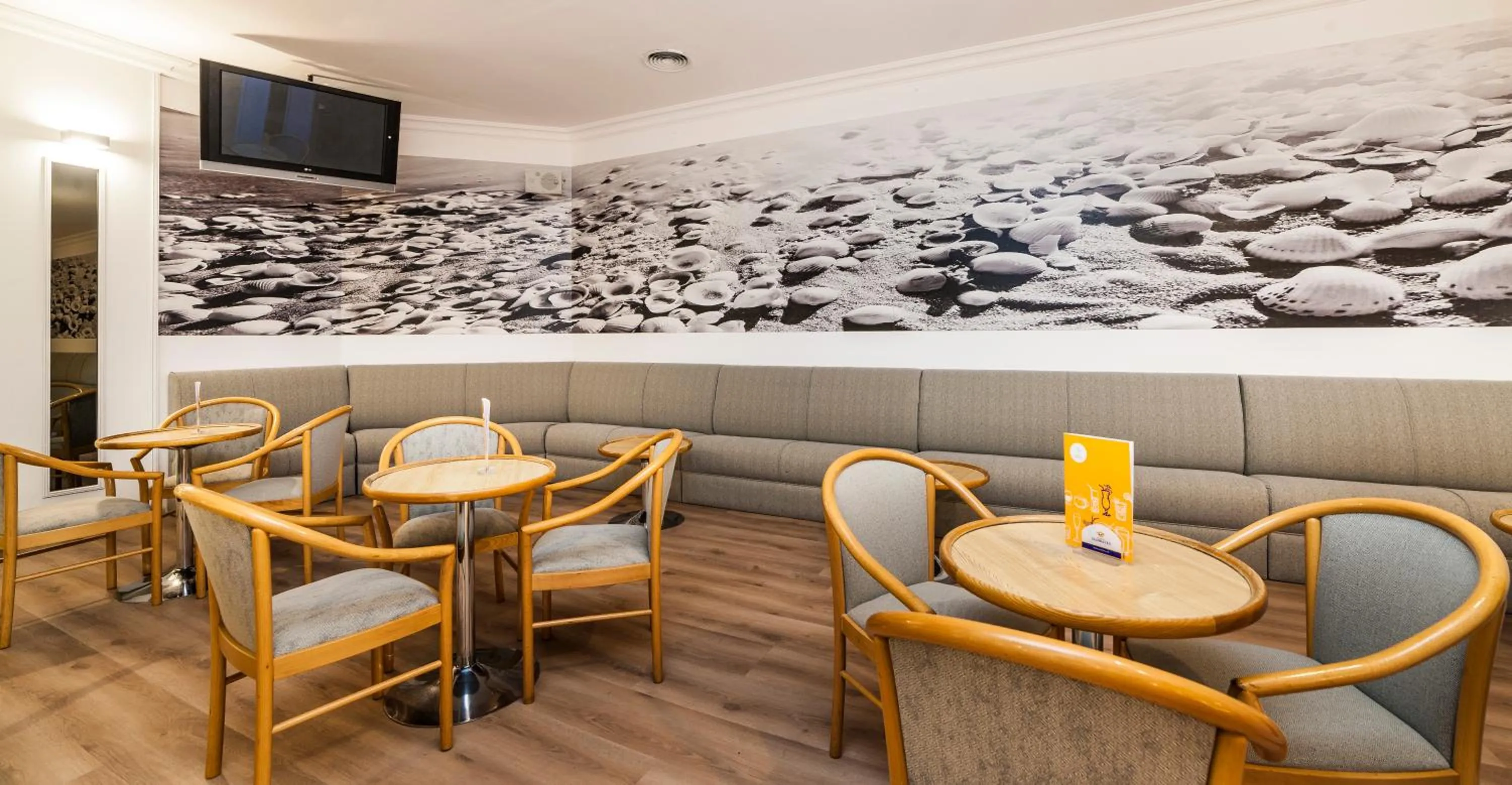 Lounge or bar in Globales Santa Lucia - Adults Only 18