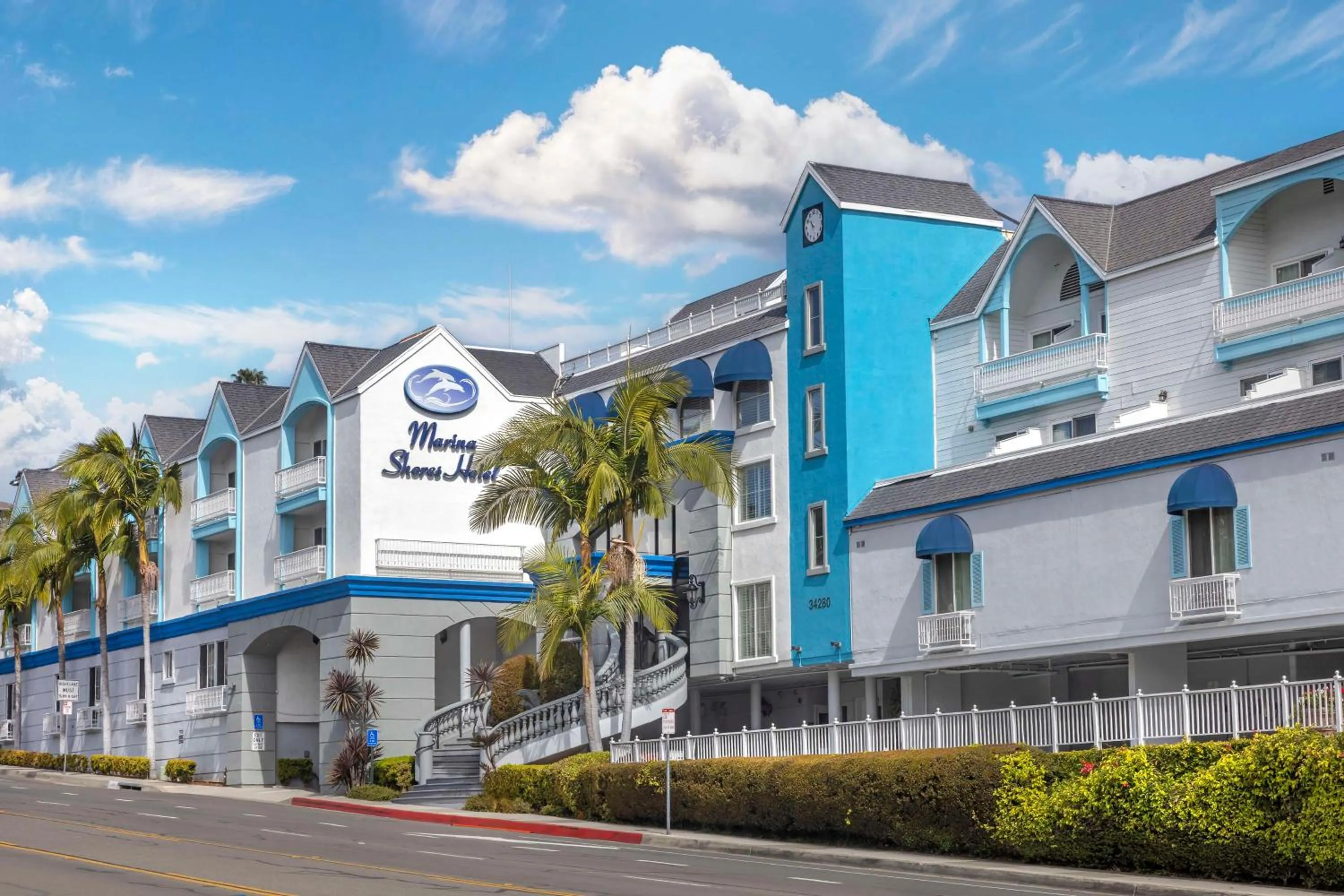 Property building in Best Western Plus Marina Shores Hotel