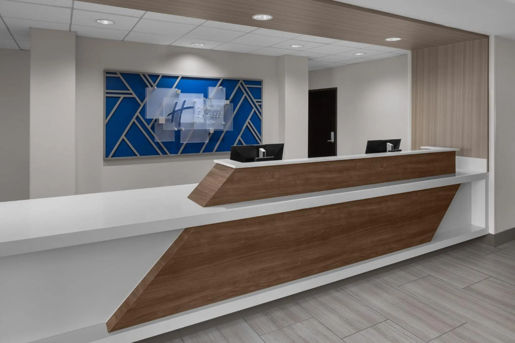 Property building in Holiday Inn Express & Suites Midland Loop 250 by IHG