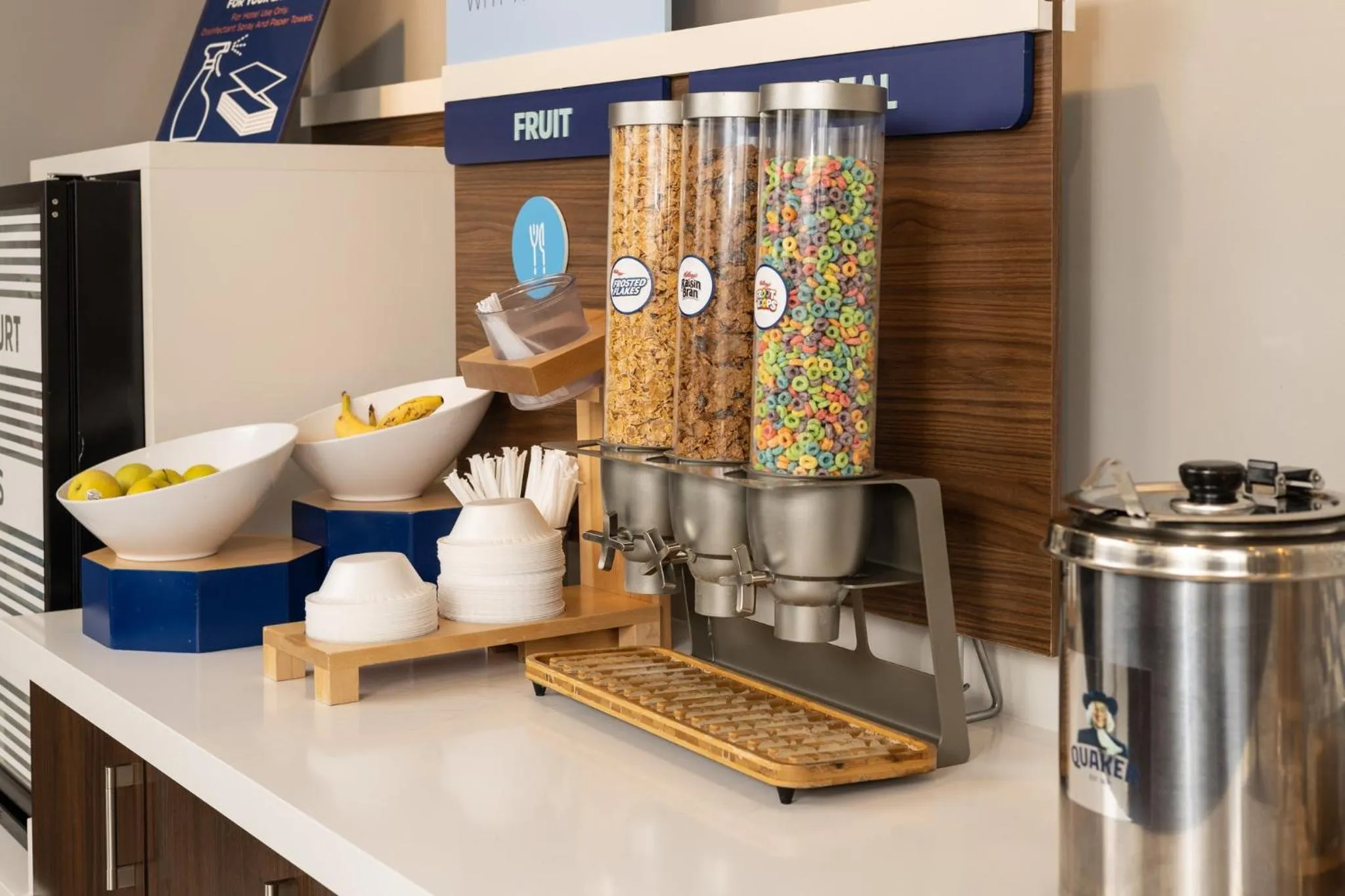 Breakfast in Holiday Inn Express Hotel & Suites Festus-South St. Louis by IHG