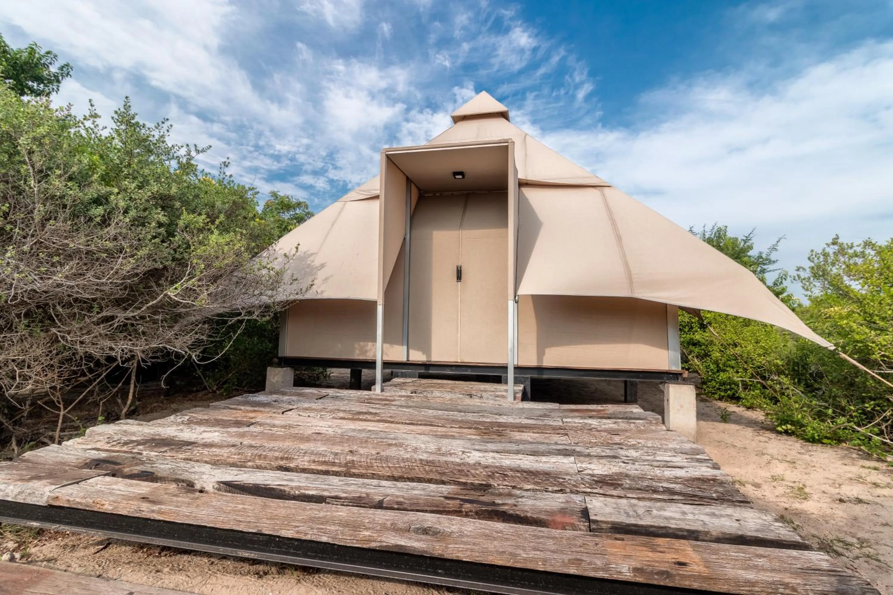 Facade/entrance in Kodev