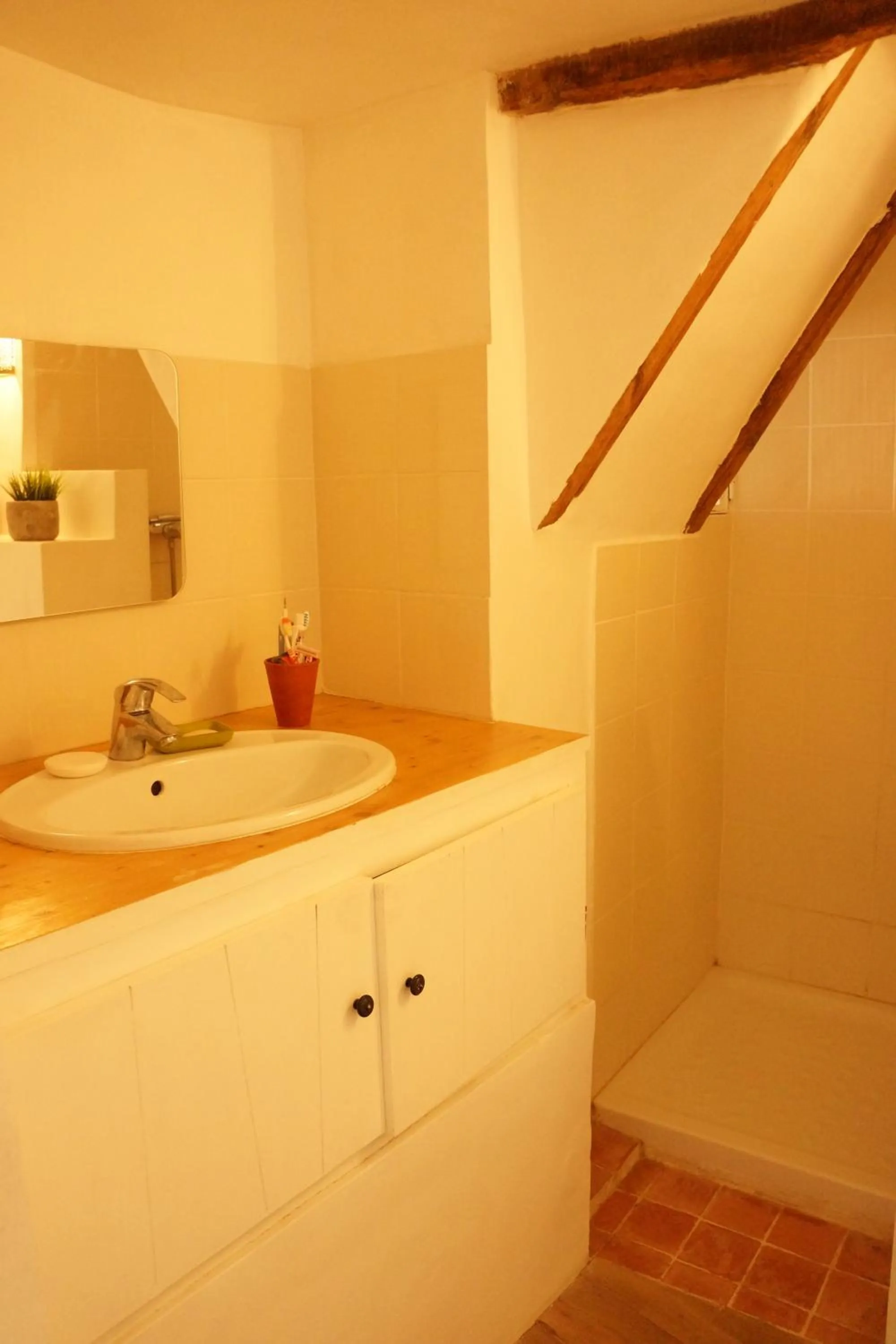 Bathroom in Longo Mai