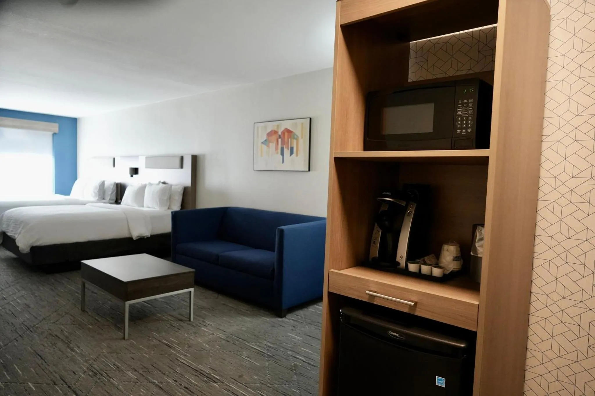 Photo of the whole room, Bed in Holiday Inn Express Hotel & Suites Jackson - Flowood by IHG