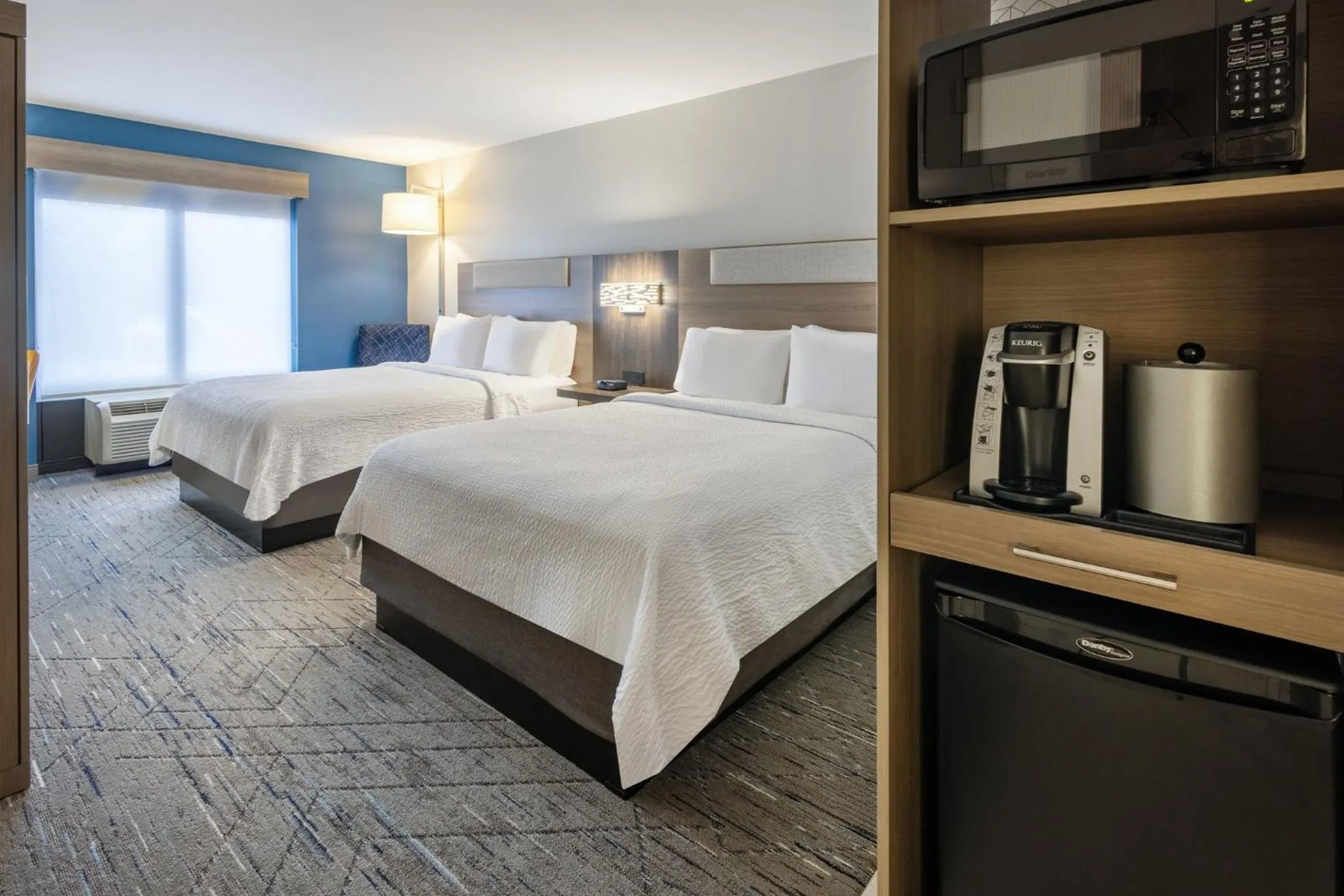 Photo of the whole room, Bed in Holiday Inn Express Hotel & Suites Jackson - Flowood by IHG