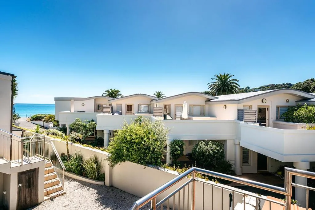 Onetangi Beach Apartments