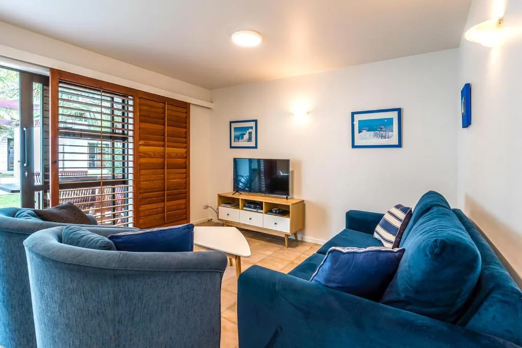 Onetangi Beach Apartments