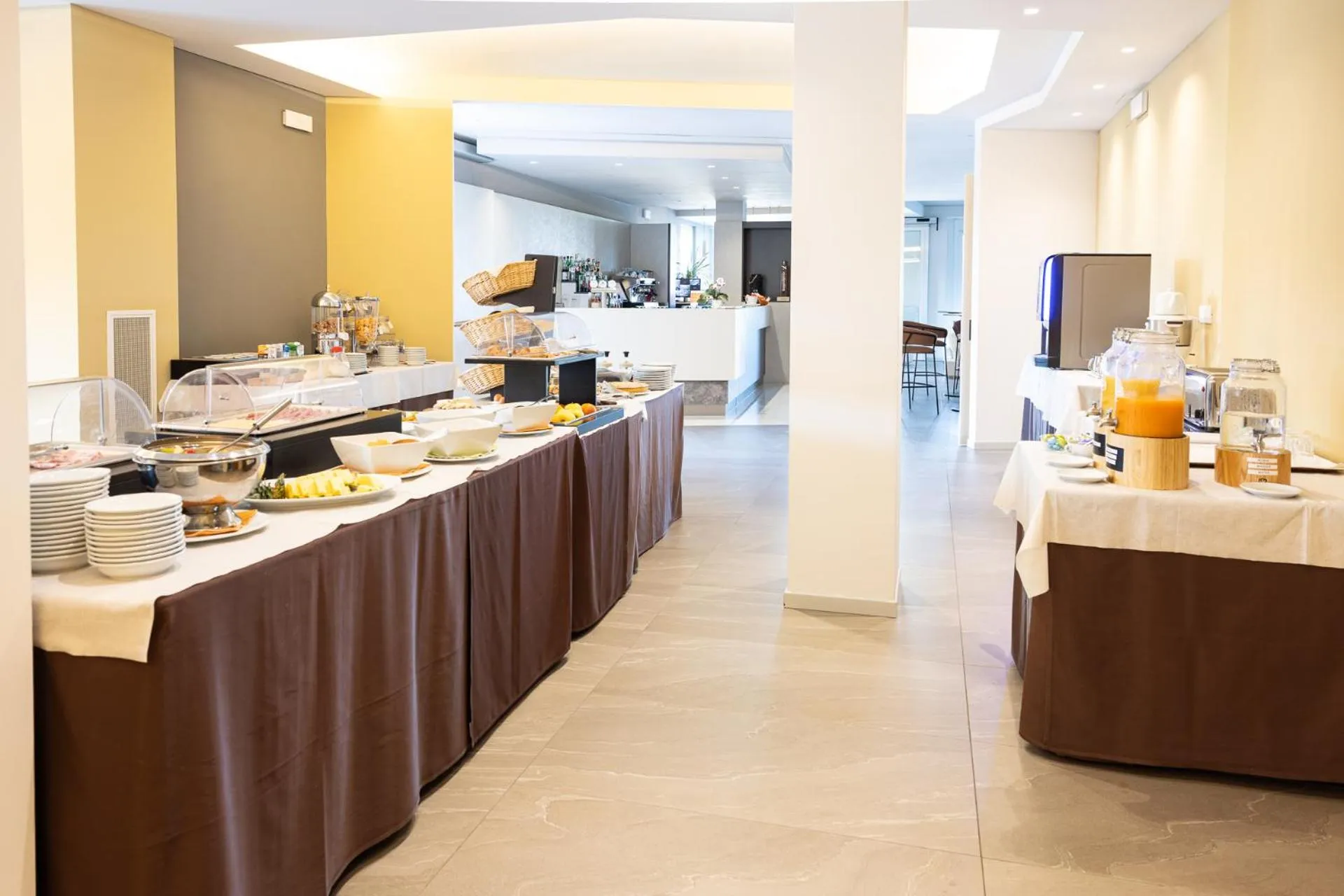 Buffet breakfast in Hotel Paradiso