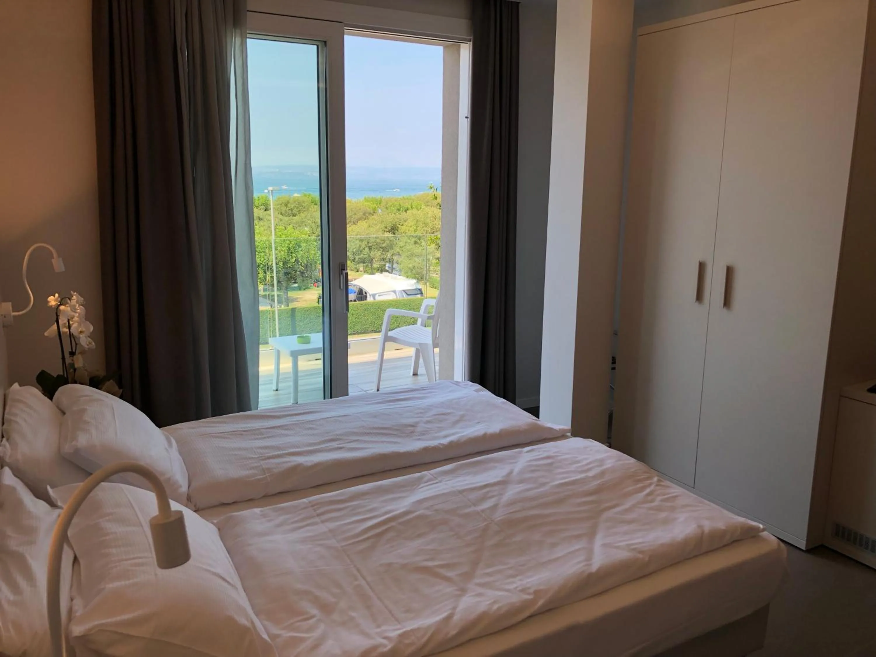 Bedroom in Hotel Paradiso