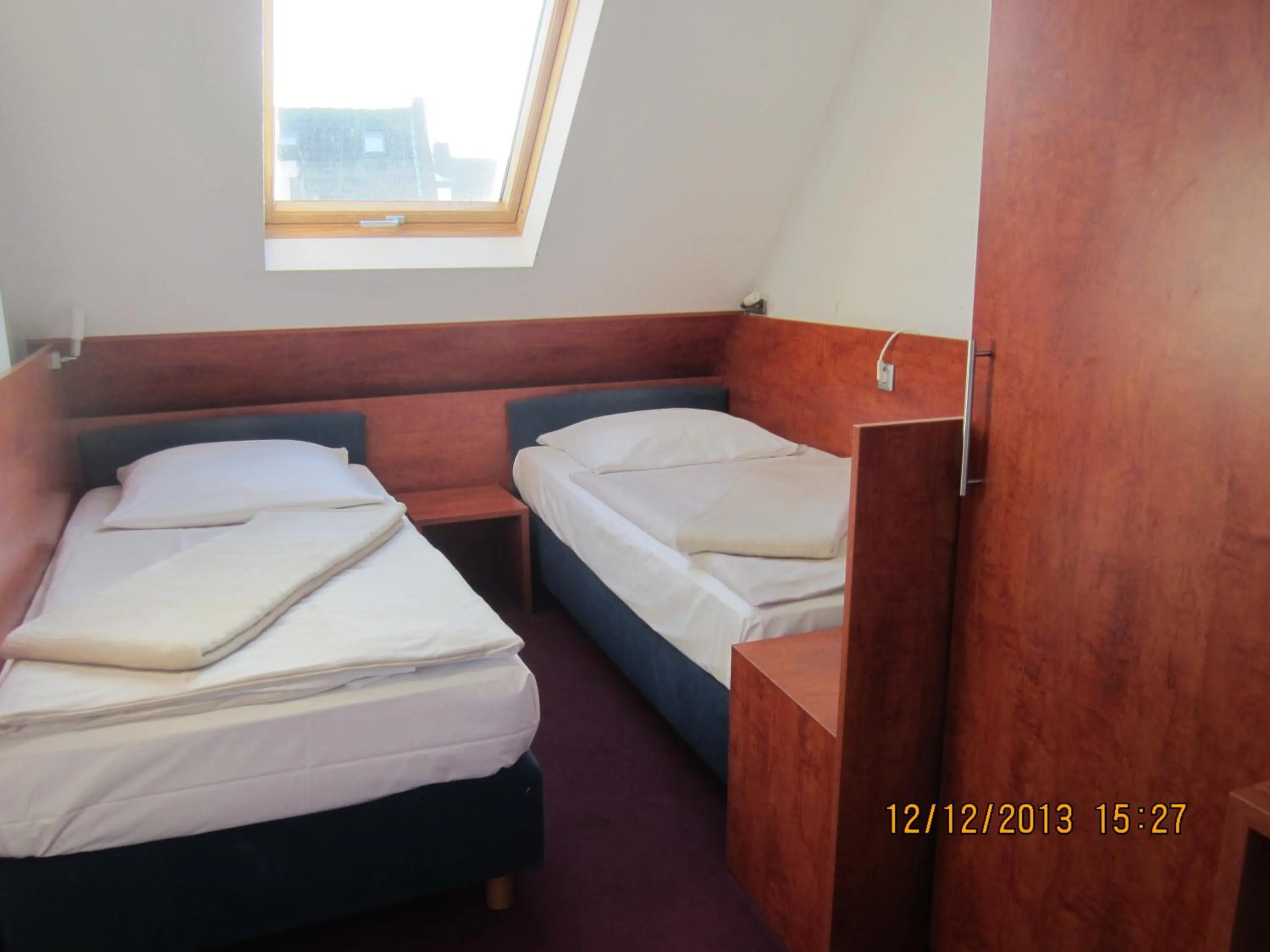 Photo of the whole room, Bed in Altstadt Hotel Rheinblick