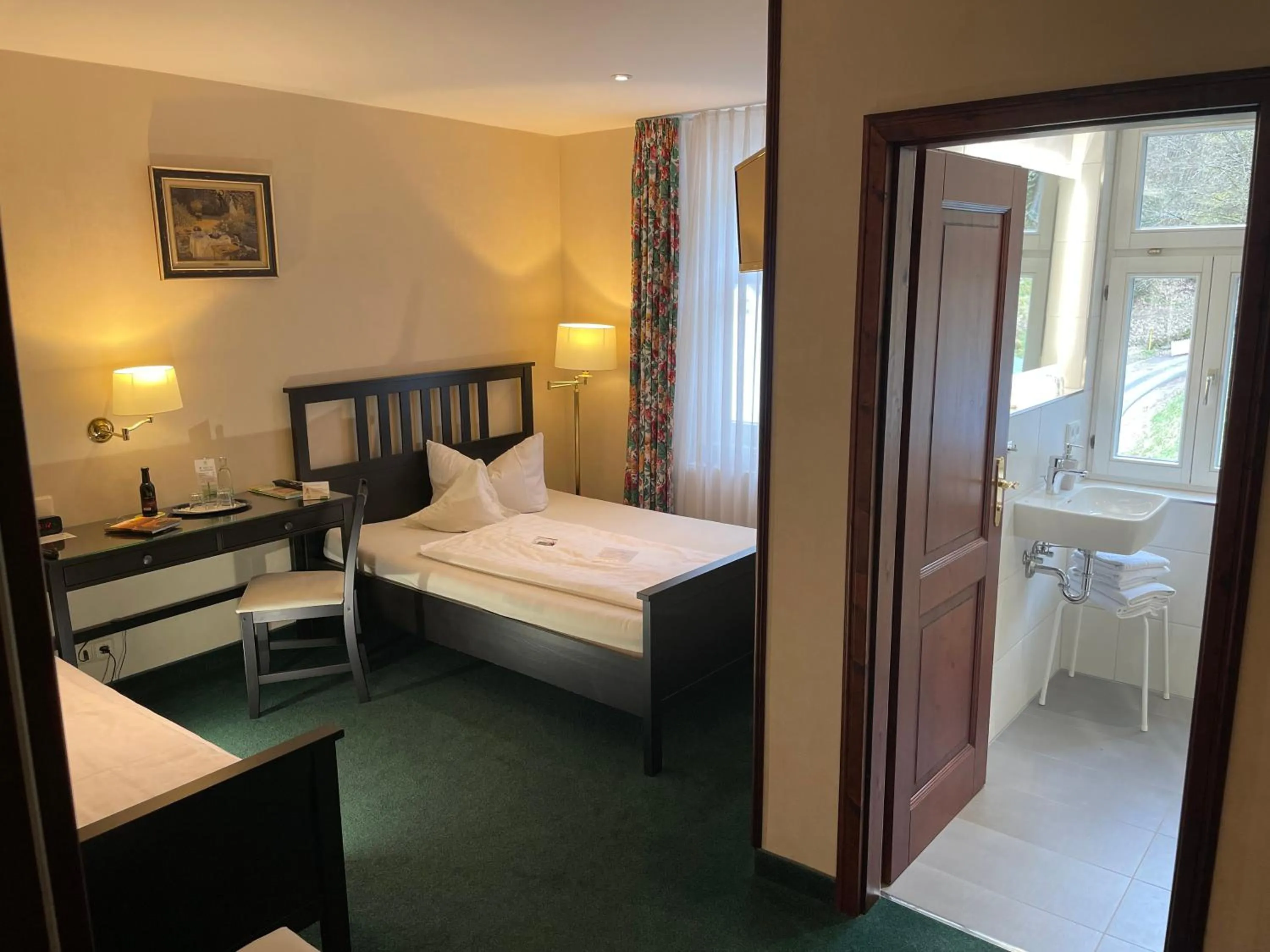 Bed in Flair-Hotel Waldfrieden