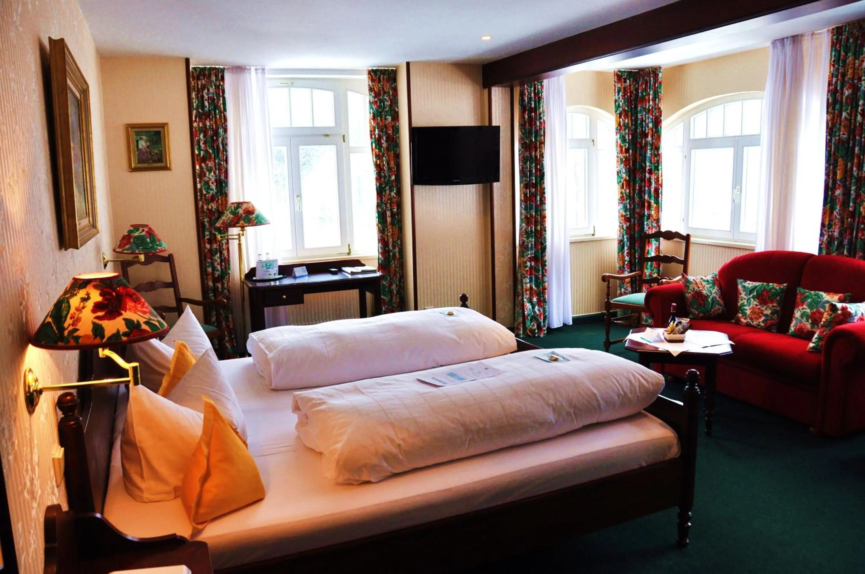 Day, Bed in Flair-Hotel Waldfrieden