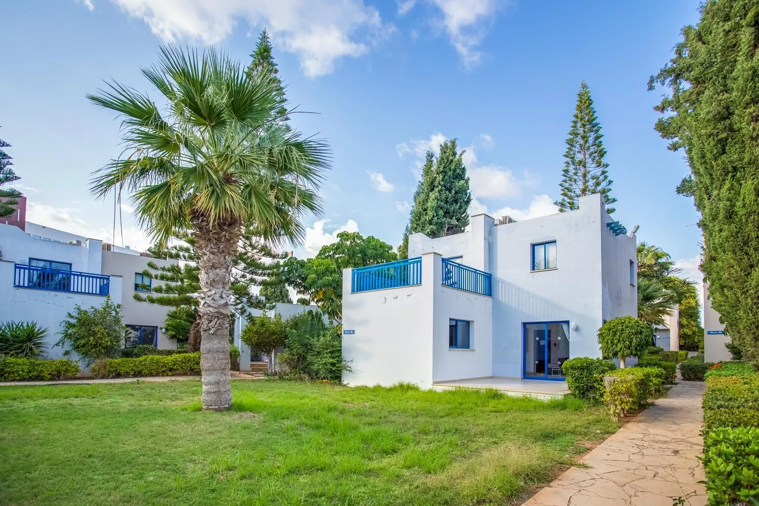 MarisMare Apartments