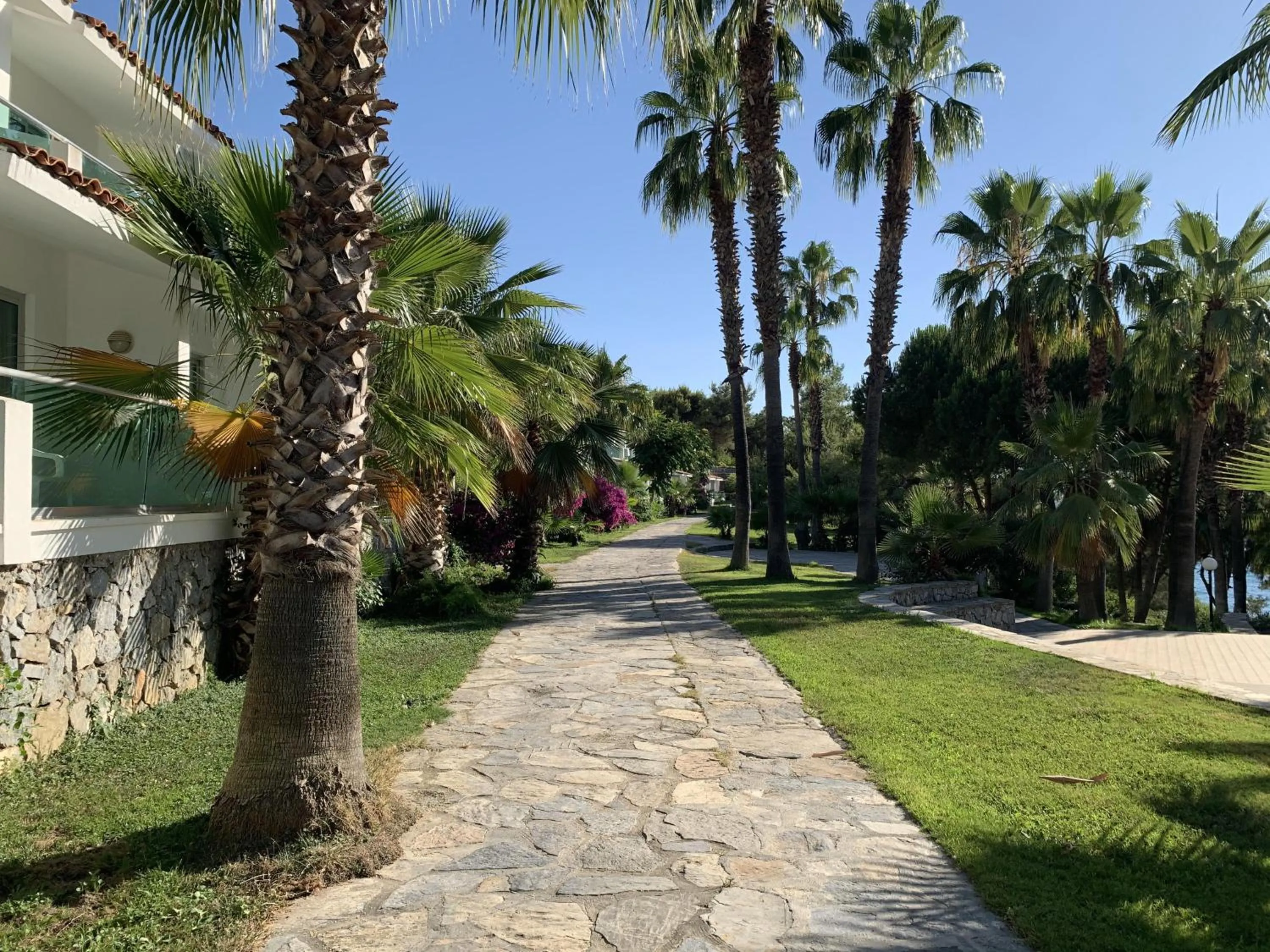 Garden in Pine Bay Holiday Resort