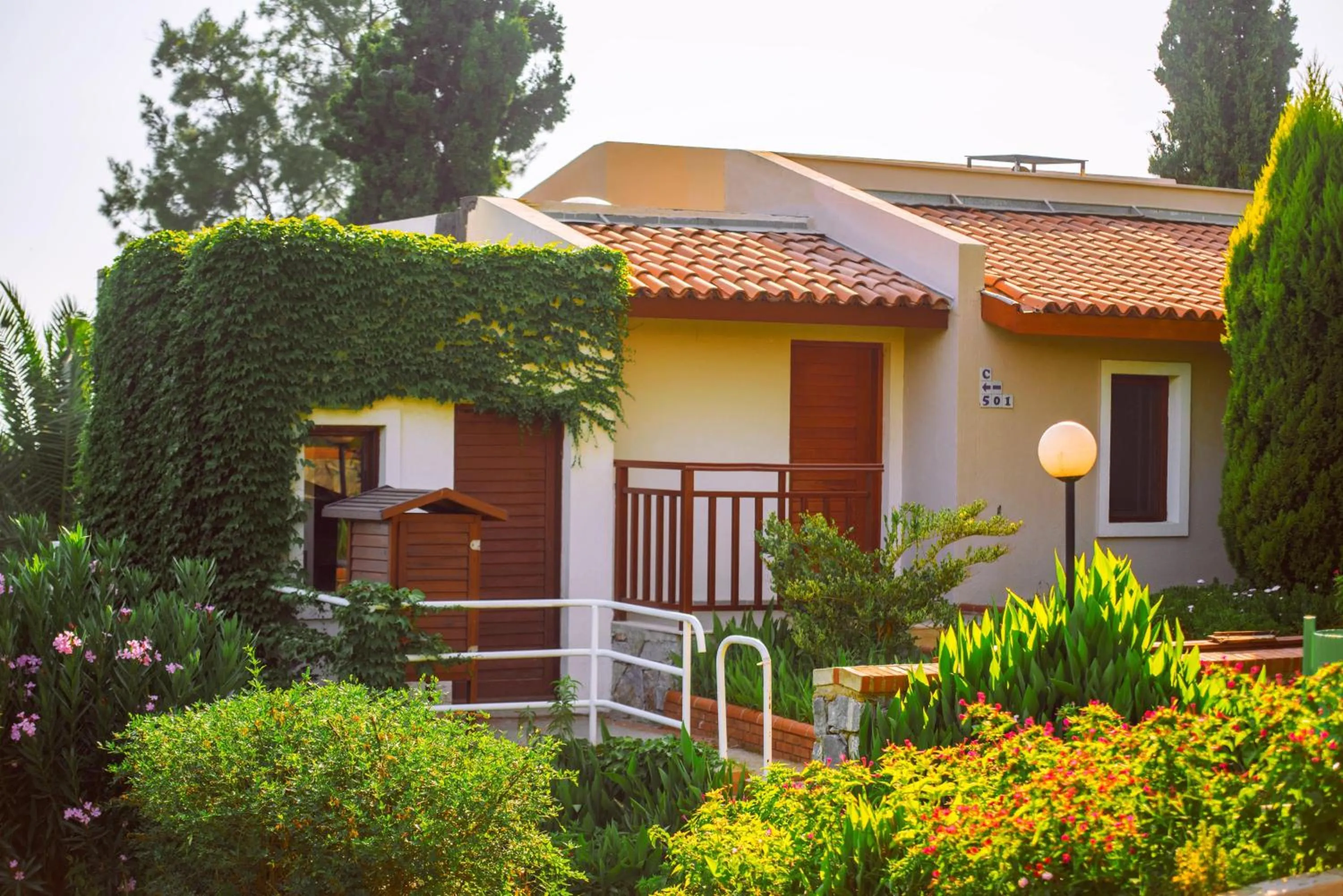 Property building in Pine Bay Holiday Resort