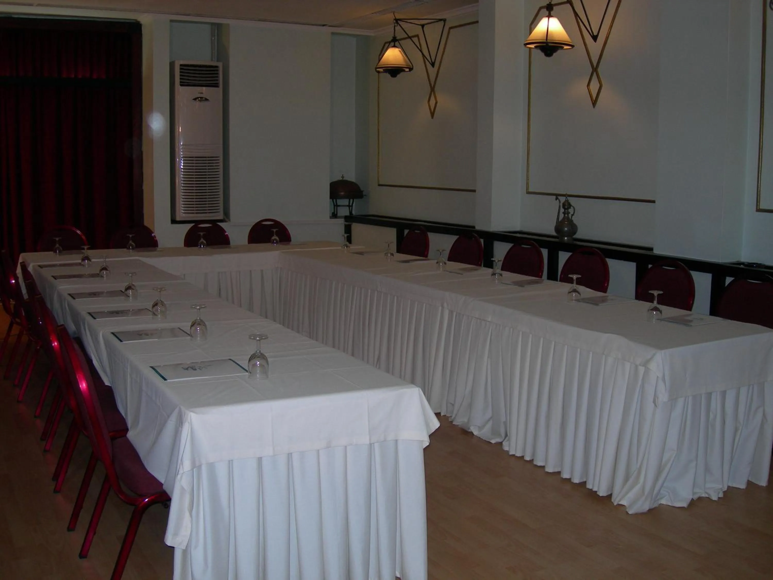 Business facilities in Kadıköy Rıhtım Hotel