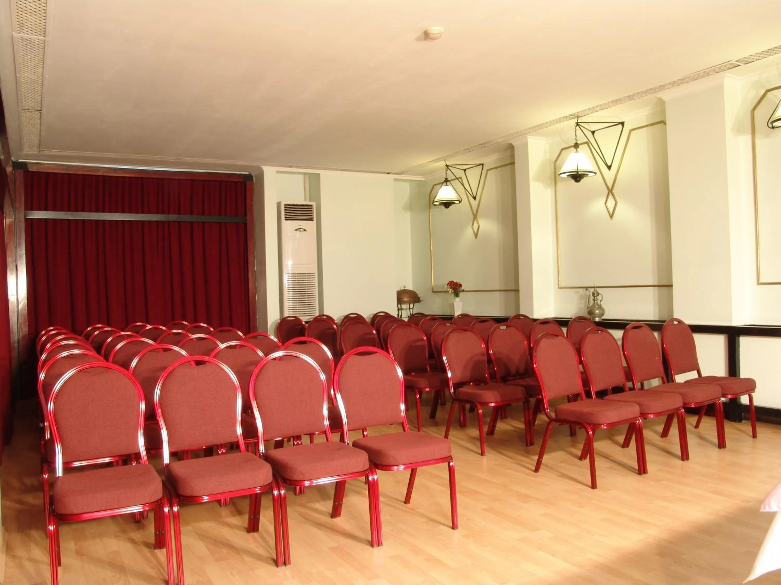 Business facilities in Kadıköy Rıhtım Hotel