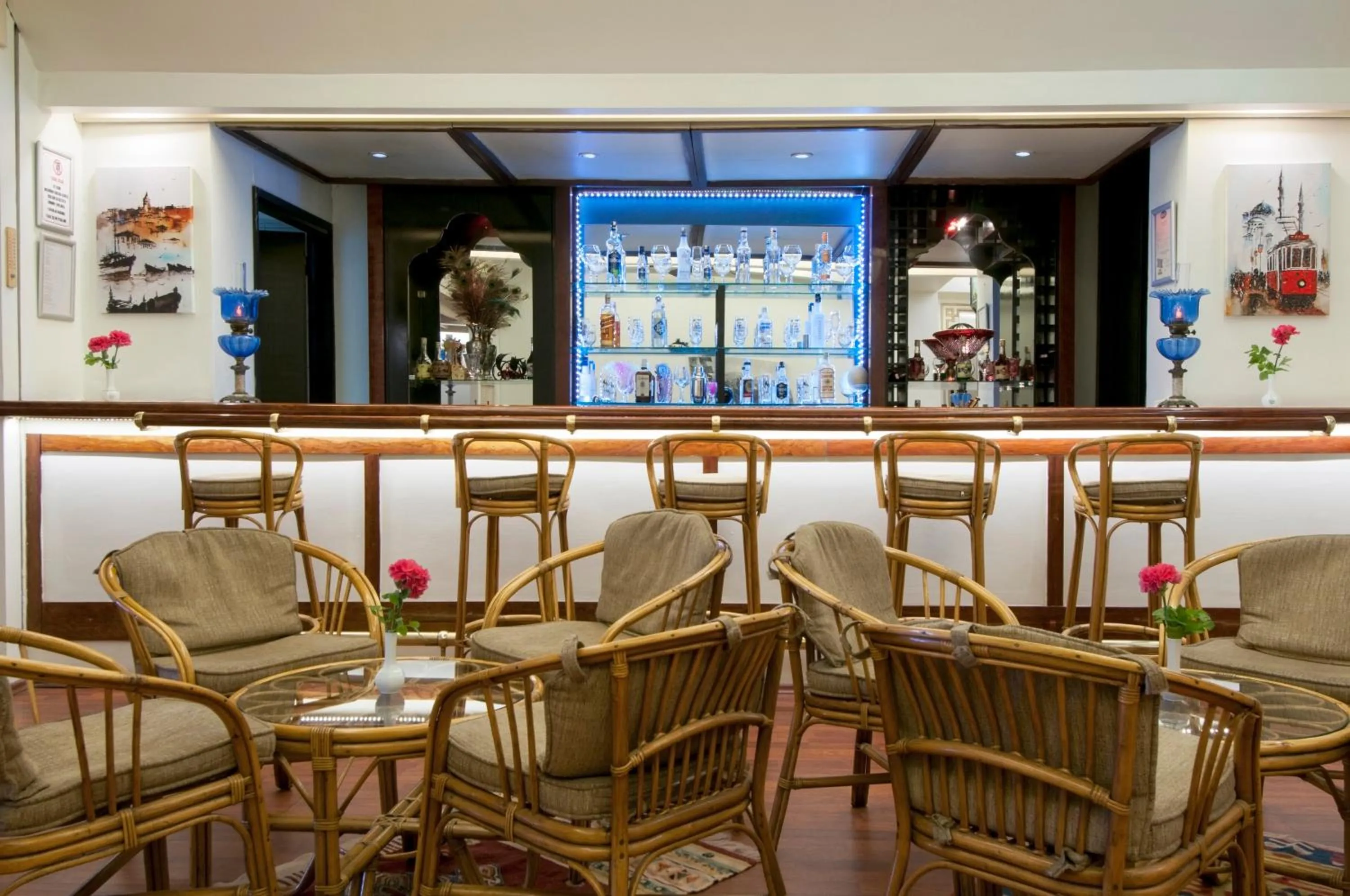 Lounge or bar in Kadıköy Rıhtım Hotel