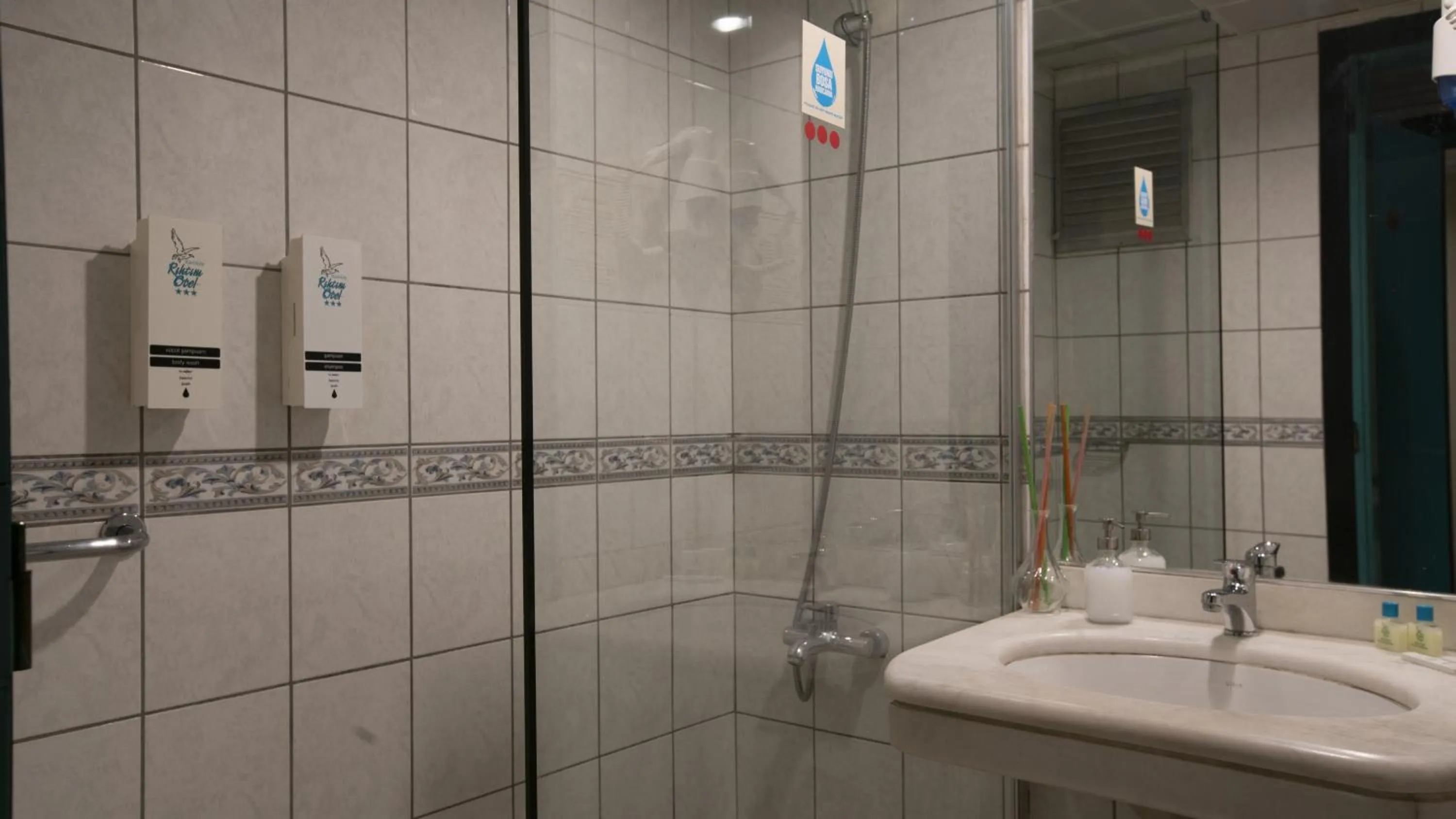 Shower in Kadıköy Rıhtım Hotel