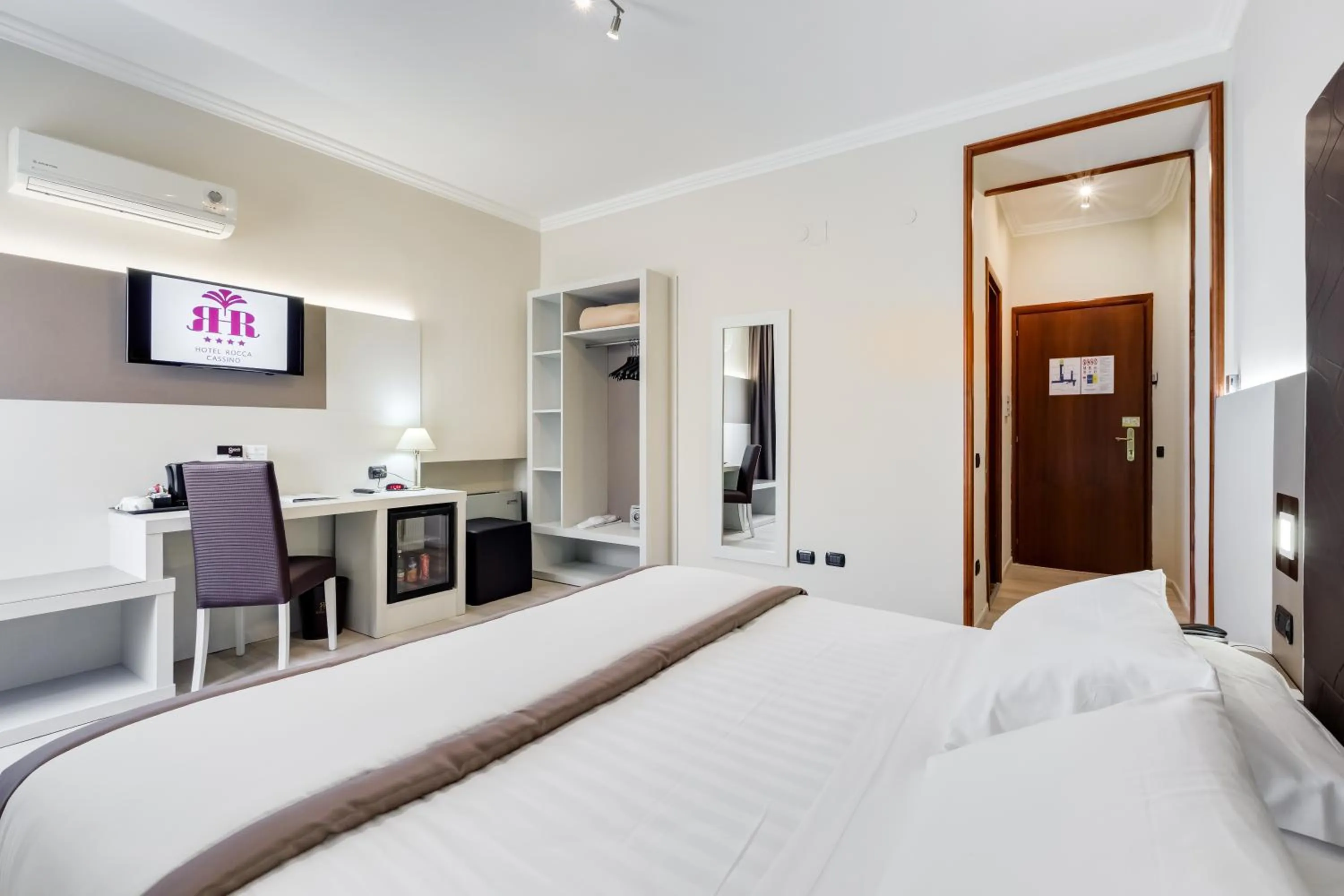 TV and multimedia, Bed in Best Western Hotel Rocca