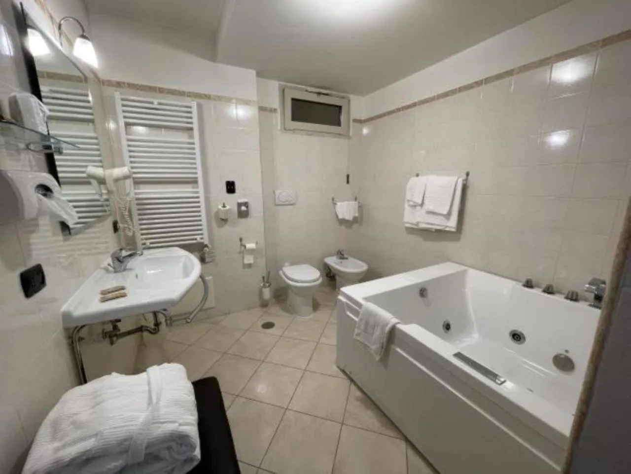 Toilet in Best Western Hotel Rocca