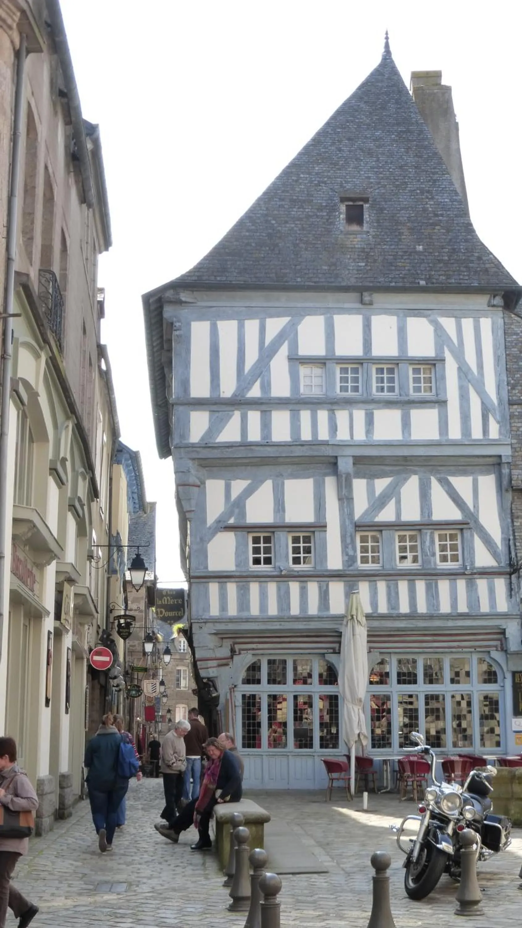 Area and facilities in Hôtel Ariane & SPA