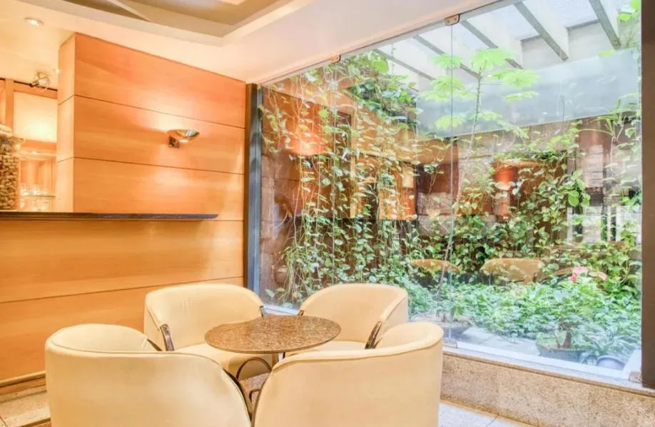 Spring in Premier Copacabana Hotel