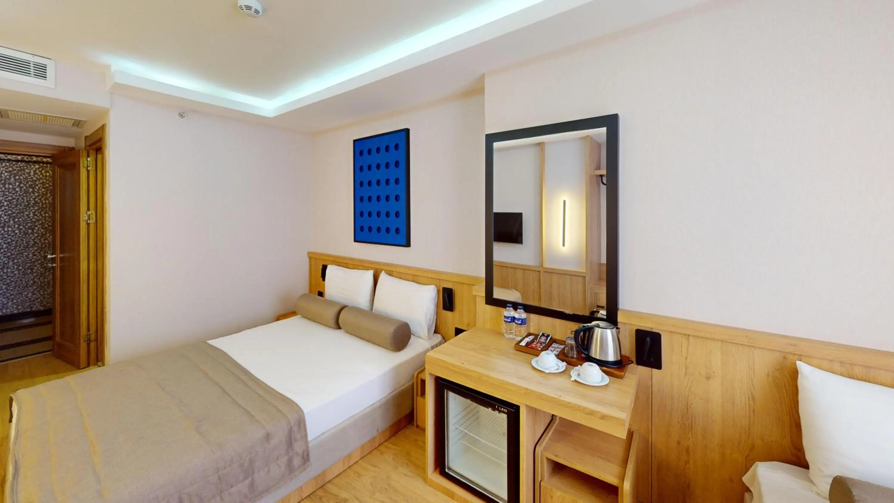 Bed in Istanbul River Hotel