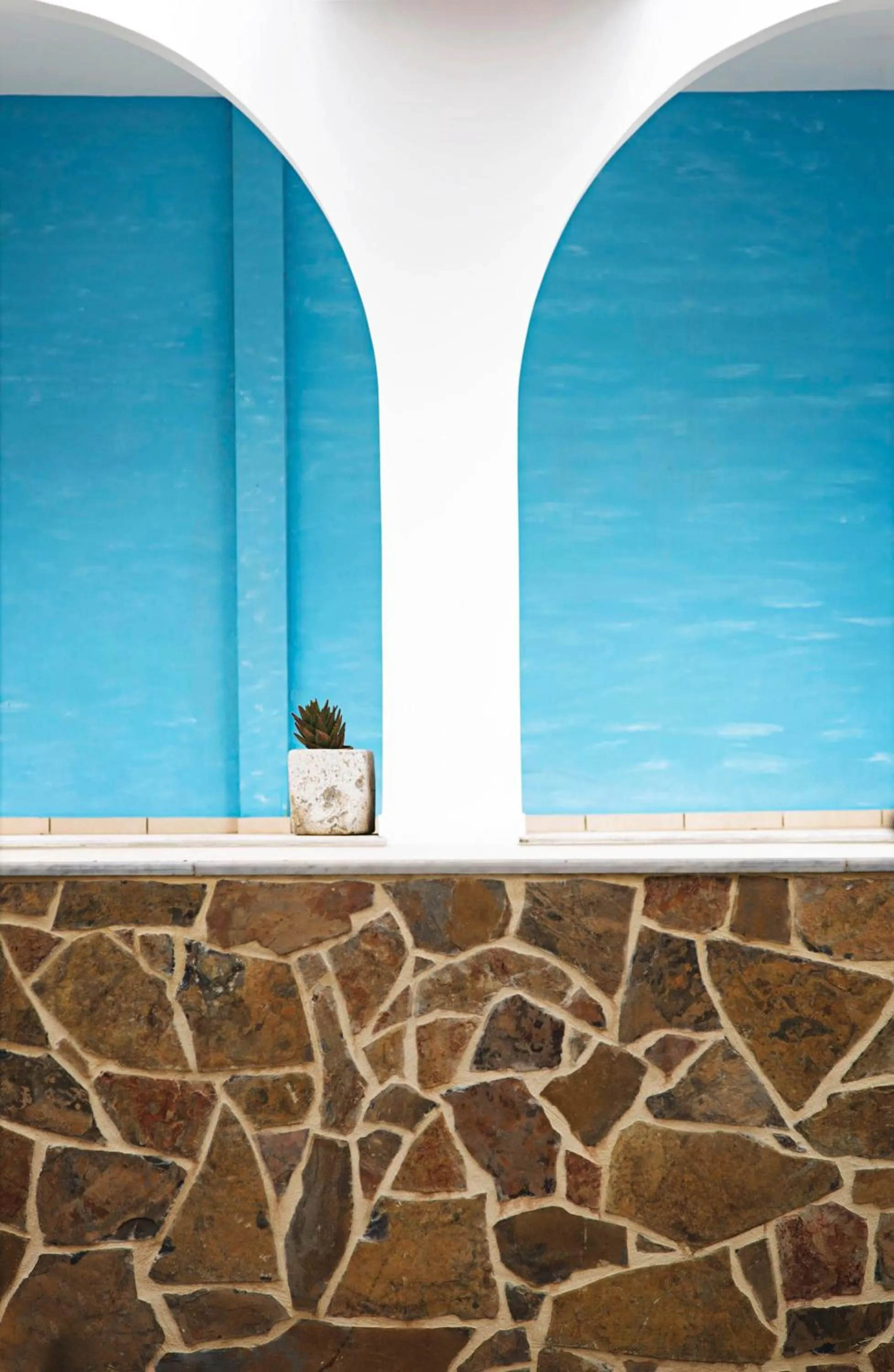 Property building in Porto Kaza