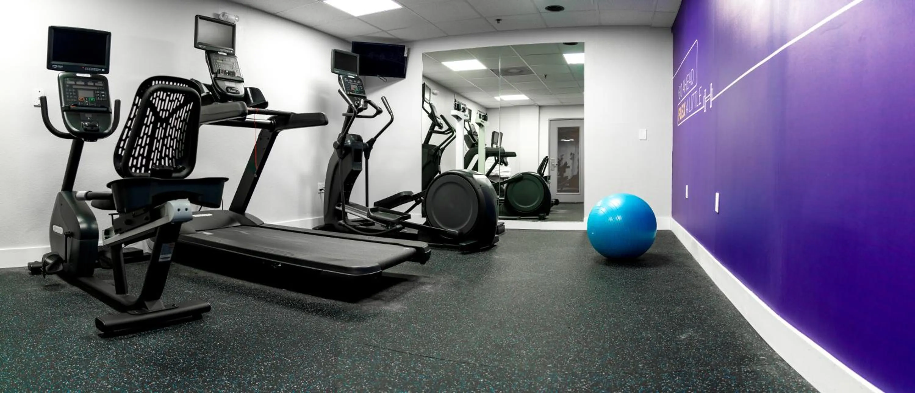 Holiday Inn Express Hotel & Suites Hiawassee by IHG