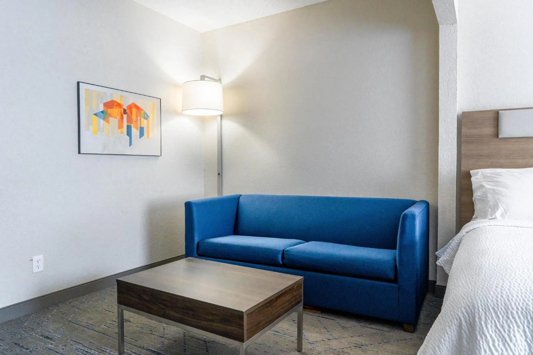 Photo of the whole room, Bed in Holiday Inn Express Hotel & Suites Hiawassee by IHG