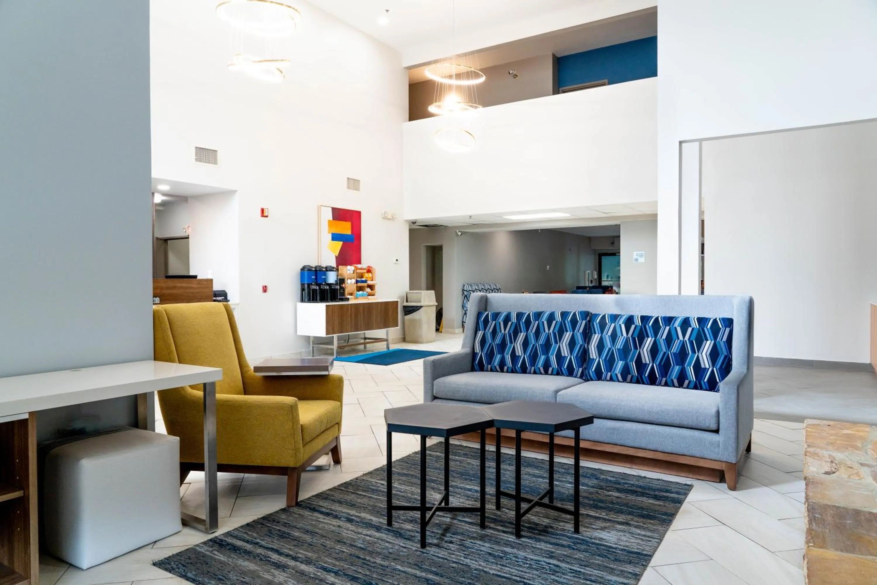 Lobby or reception in Holiday Inn Express Hotel & Suites Hiawassee by IHG