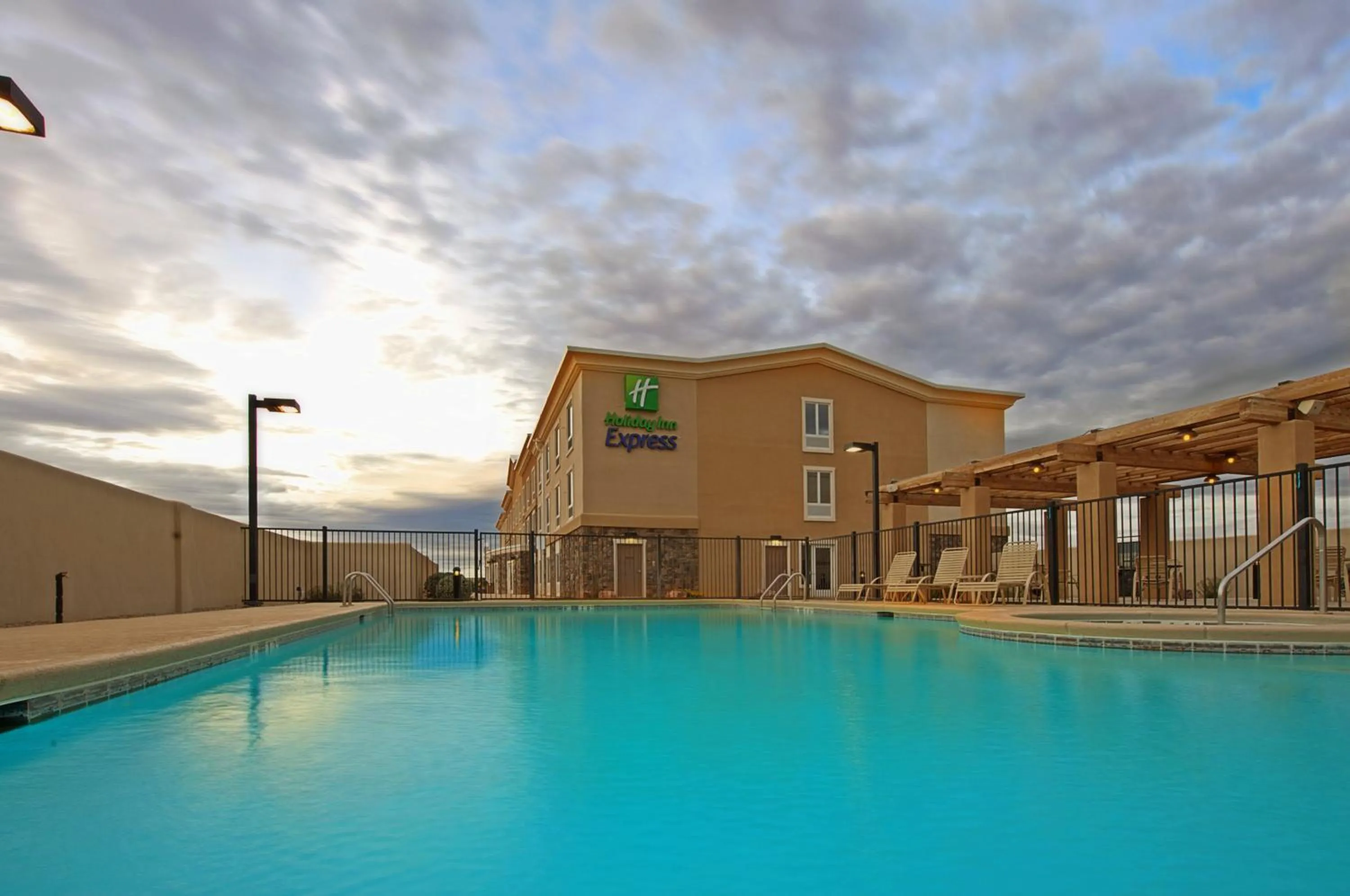 Swimming pool in Holiday Inn Express Sierra Vista by IHG