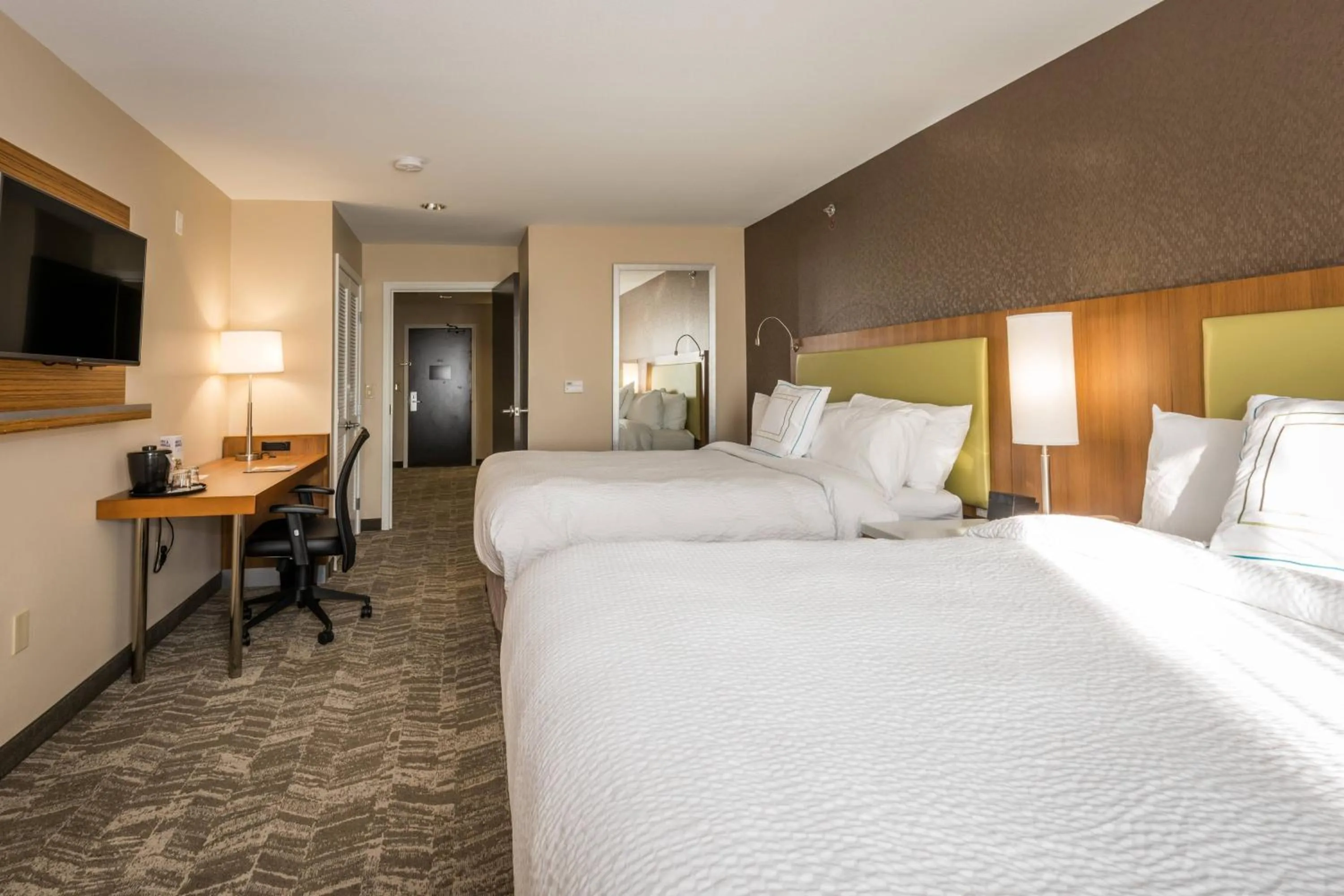 Photo of the whole room, Bed in SpringHill Suites by Marriott Denton